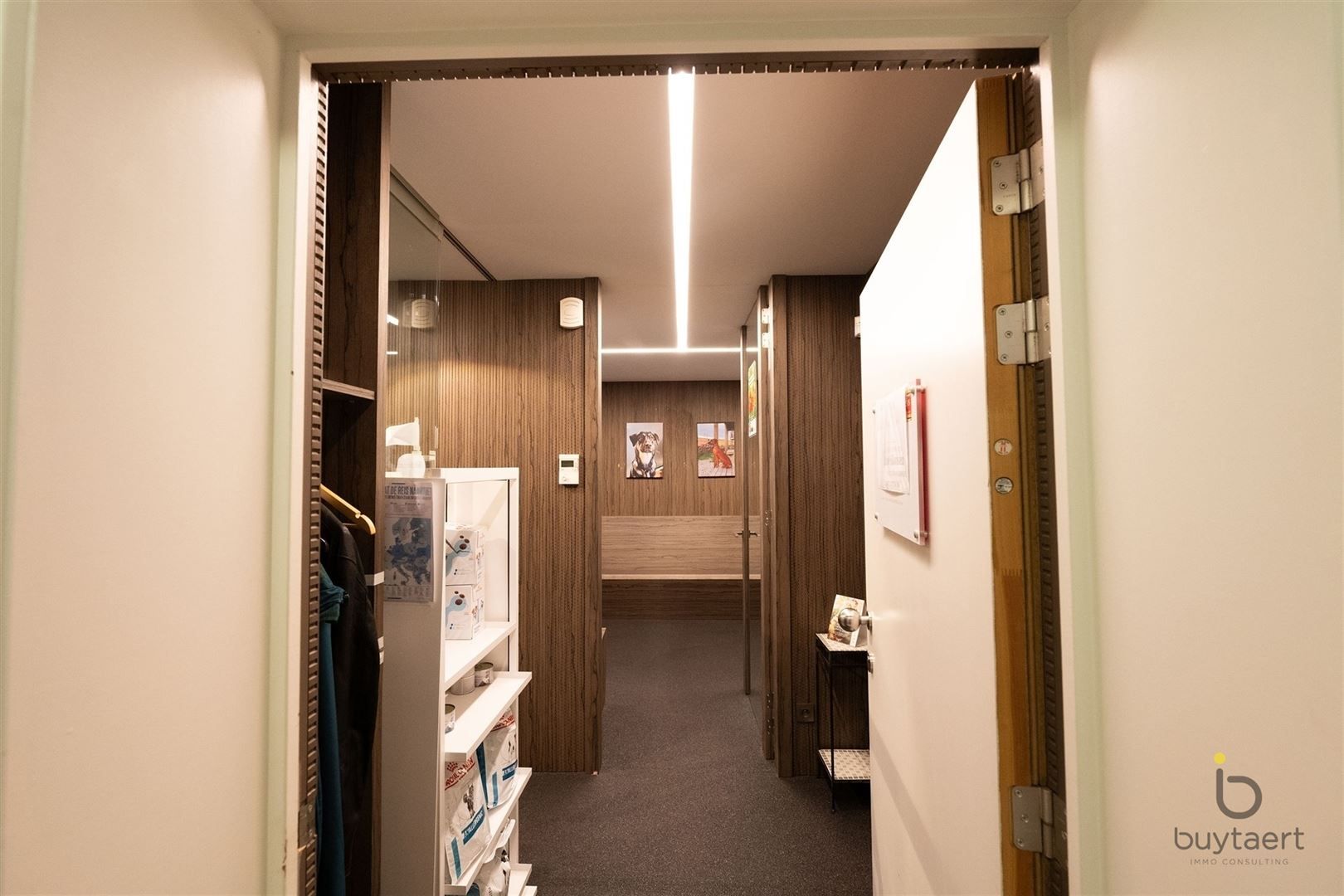 RUIME EN LICHTRIJKE PRAKTIJK IN GELIJKVLOERSAPPARTEMENT MET PRIVÉ-TUIN foto 6