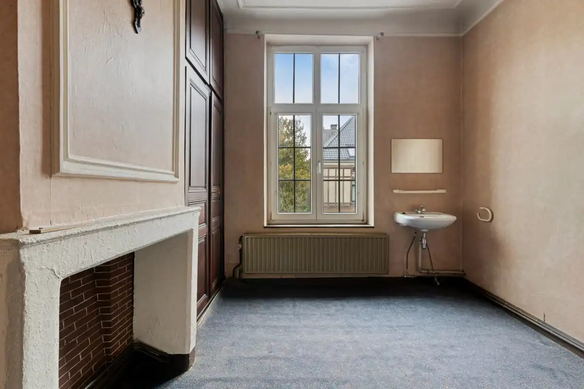 Statig herenhuis in het hart van Brakel foto 14