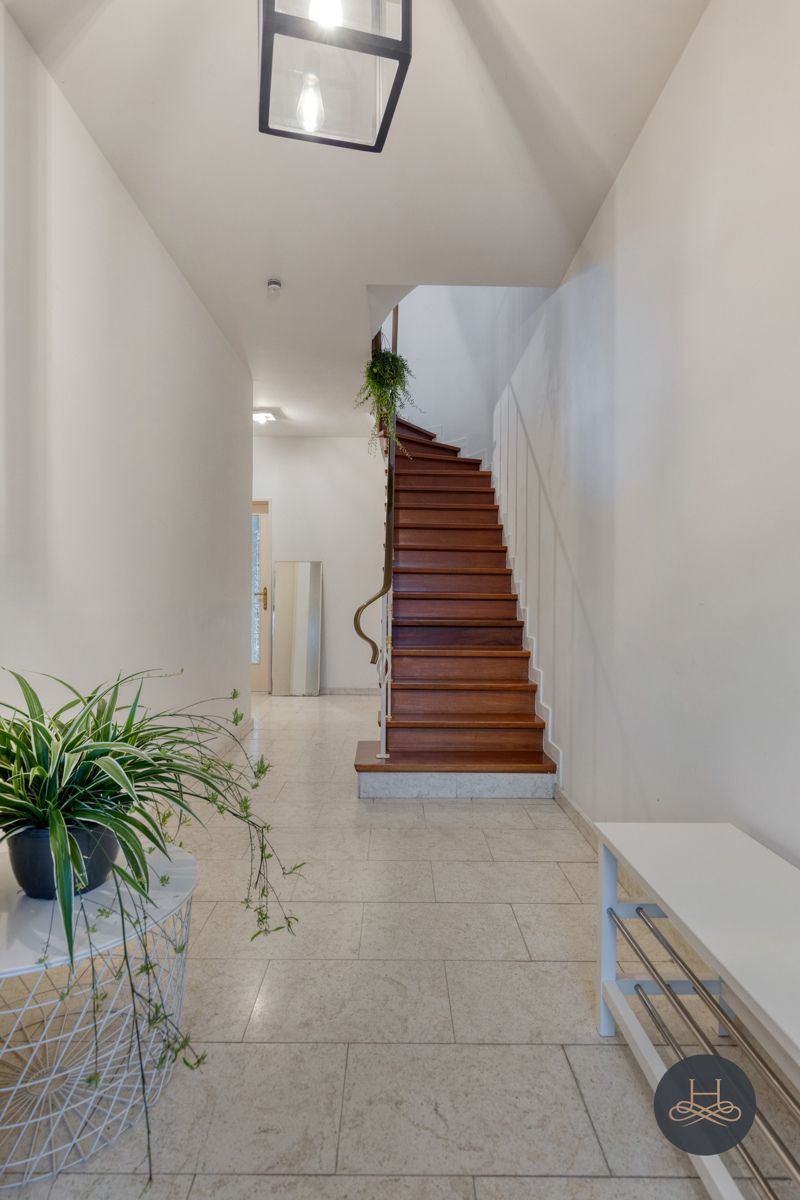 Instapklare bel-etagewoning met tuin in hartje Groenenhoek foto 3