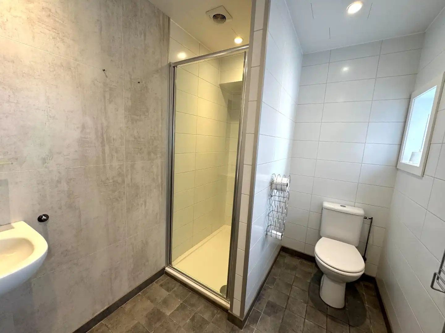 INSTAPKLARE WONING MET 5 SLPKS, 2 BADKAMERS EN TERRAS foto 12