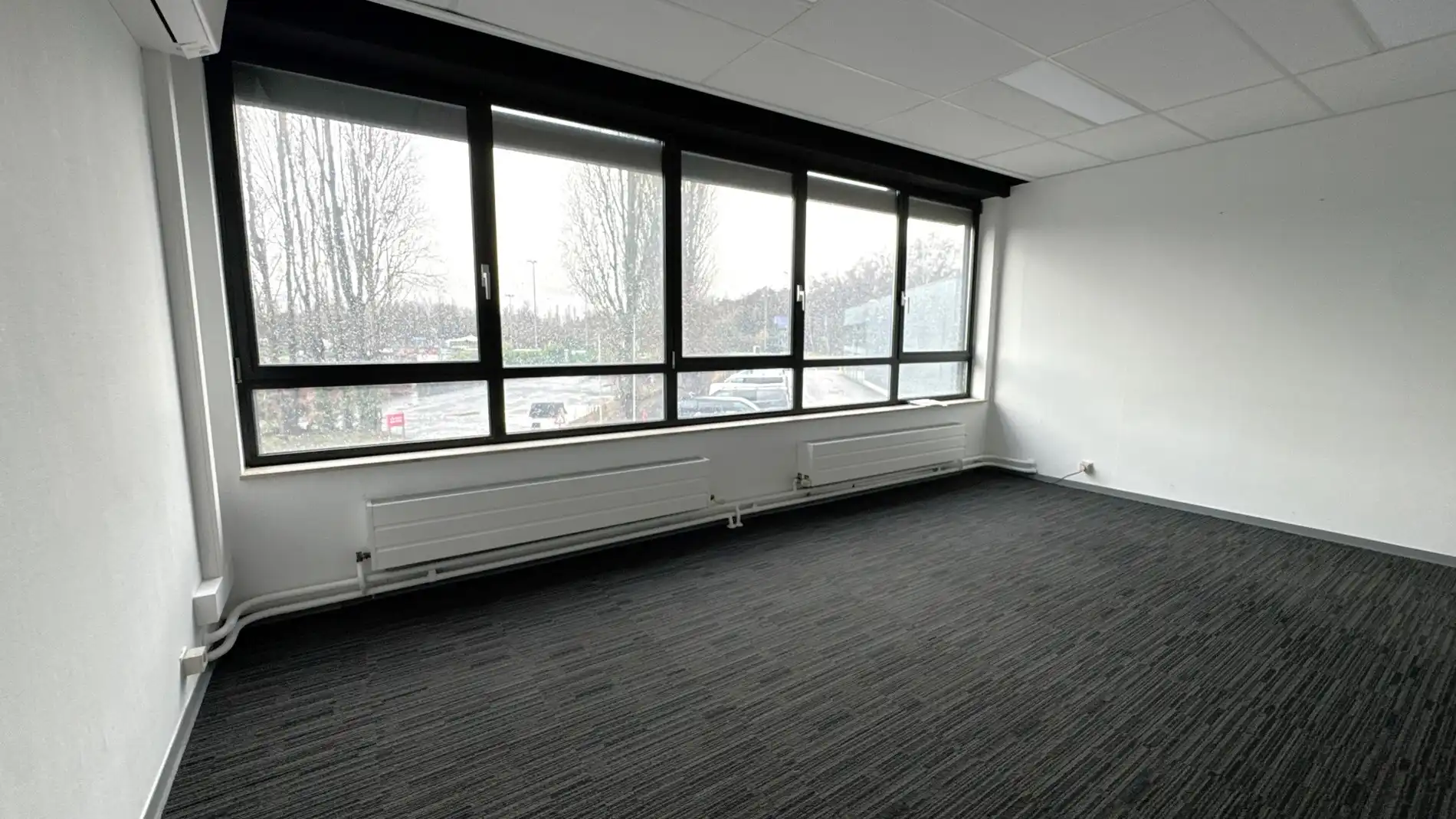 Magazijn met bureel te huur te Kontich foto 4