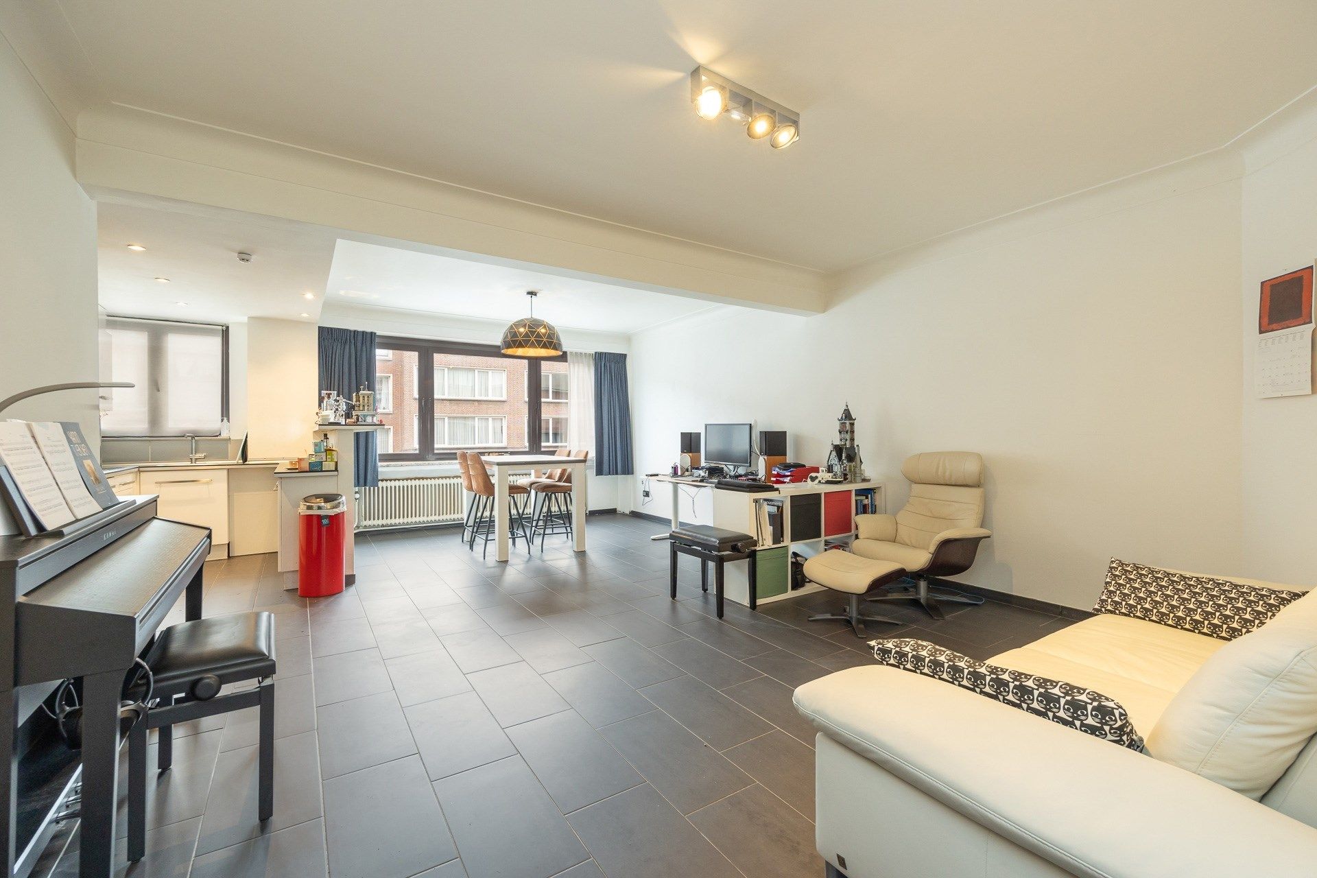 Instapklaar appartement van 89 m² op de 1e verdieping foto {{pictureIndex}}