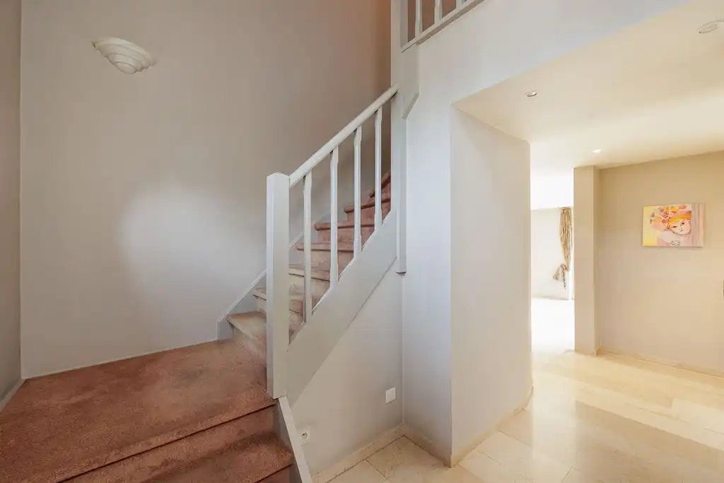 Mooie villa in de doodlopende straat in wijk "Zonnebos" foto 13