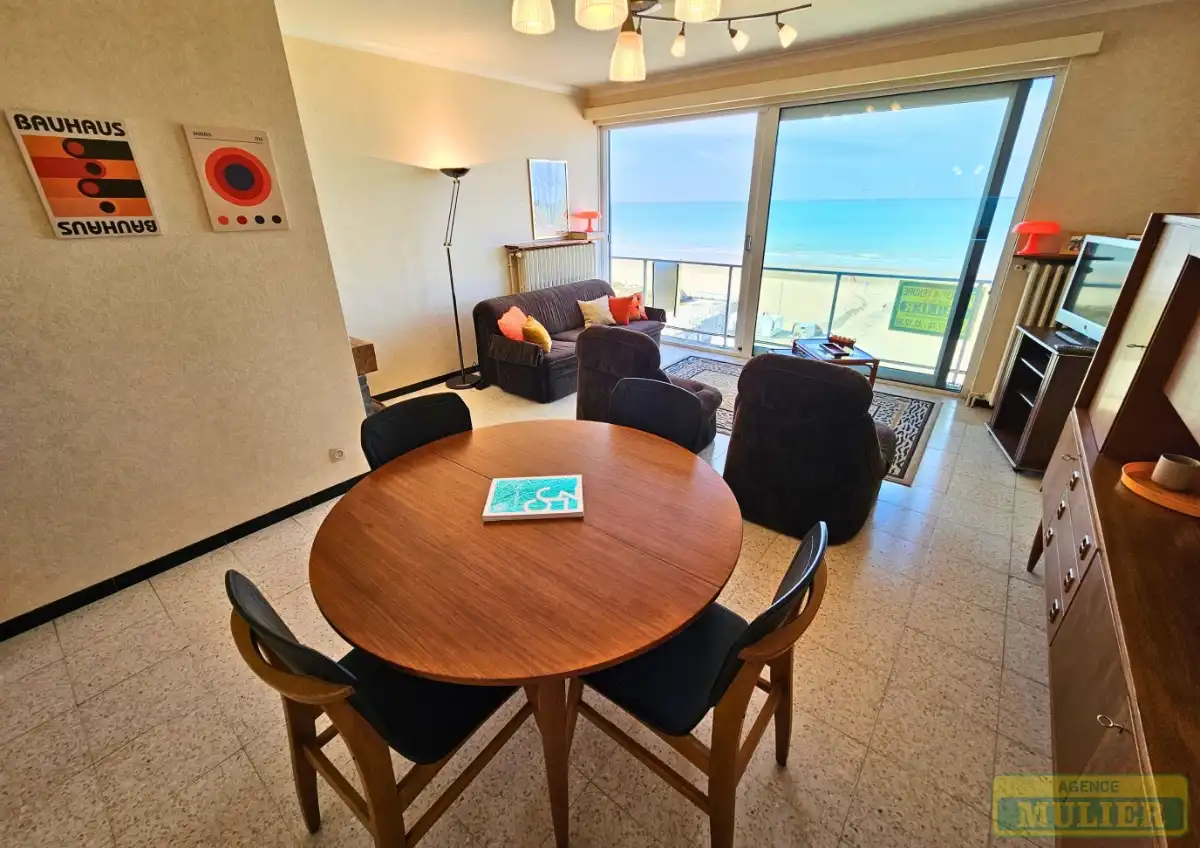 Appartement te koop foto {{pictureIndex}}