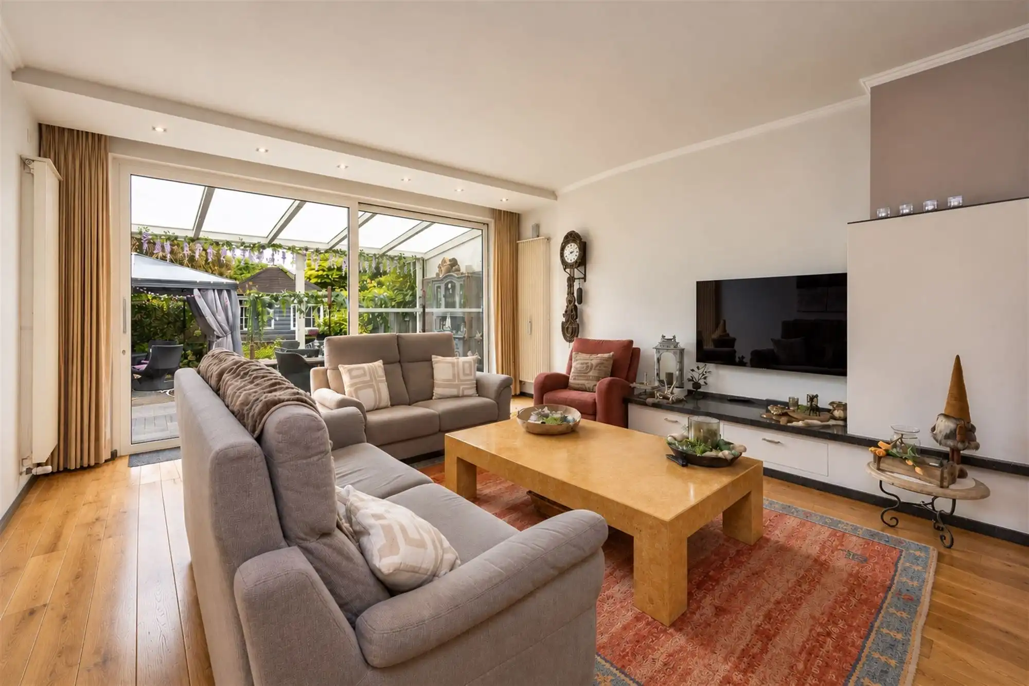 Instapklare woning met 4 slaapkamers en garage foto 17
