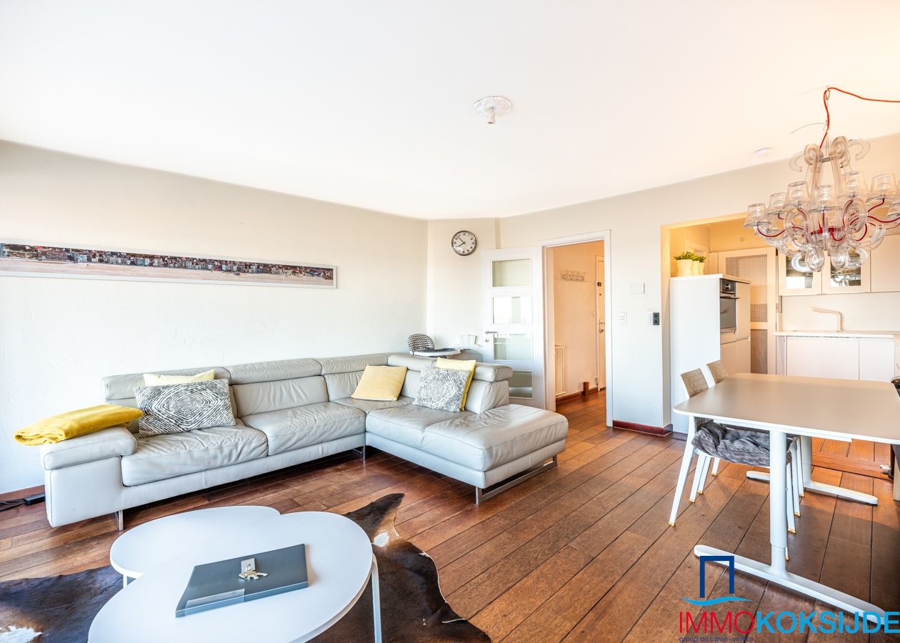 Appartement met 2 slaapkamer op de Zeedijk foto 9