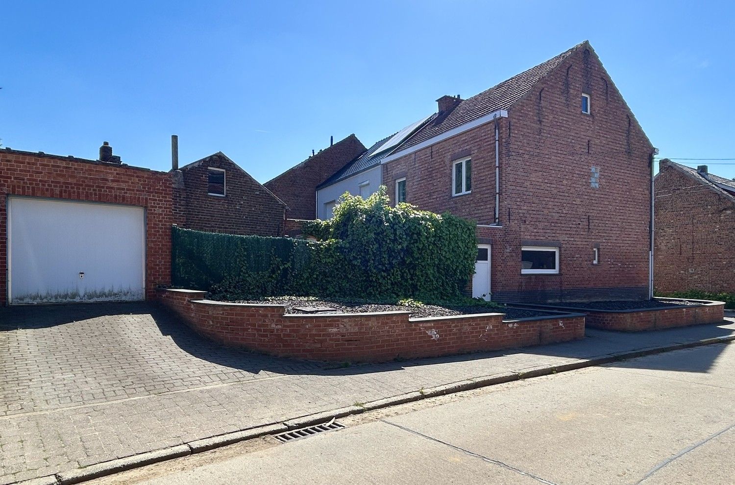 Zeer degelijke, halfopen woning te Bertem foto 2