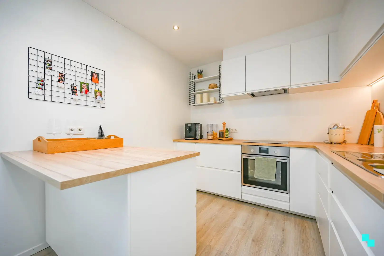 Instapklare starterswoning in Deerlijk foto 11