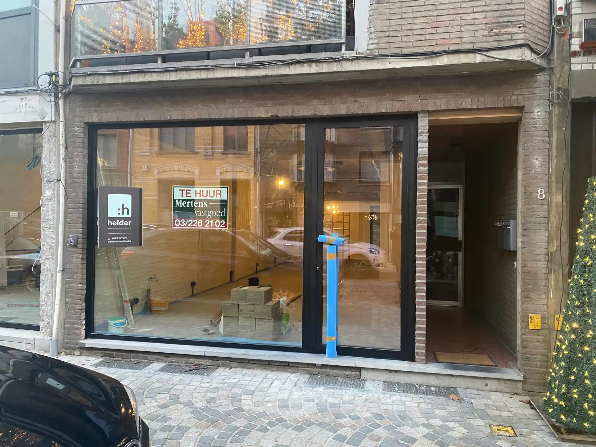 Winkel te huur foto {{pictureIndex}}