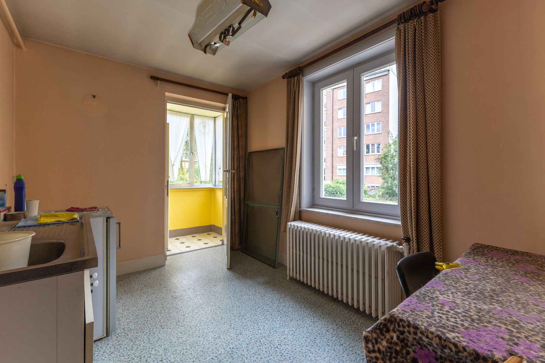 Zeer gunstig gelegen herenwoning met 5 slaapkamers en tuin foto 17