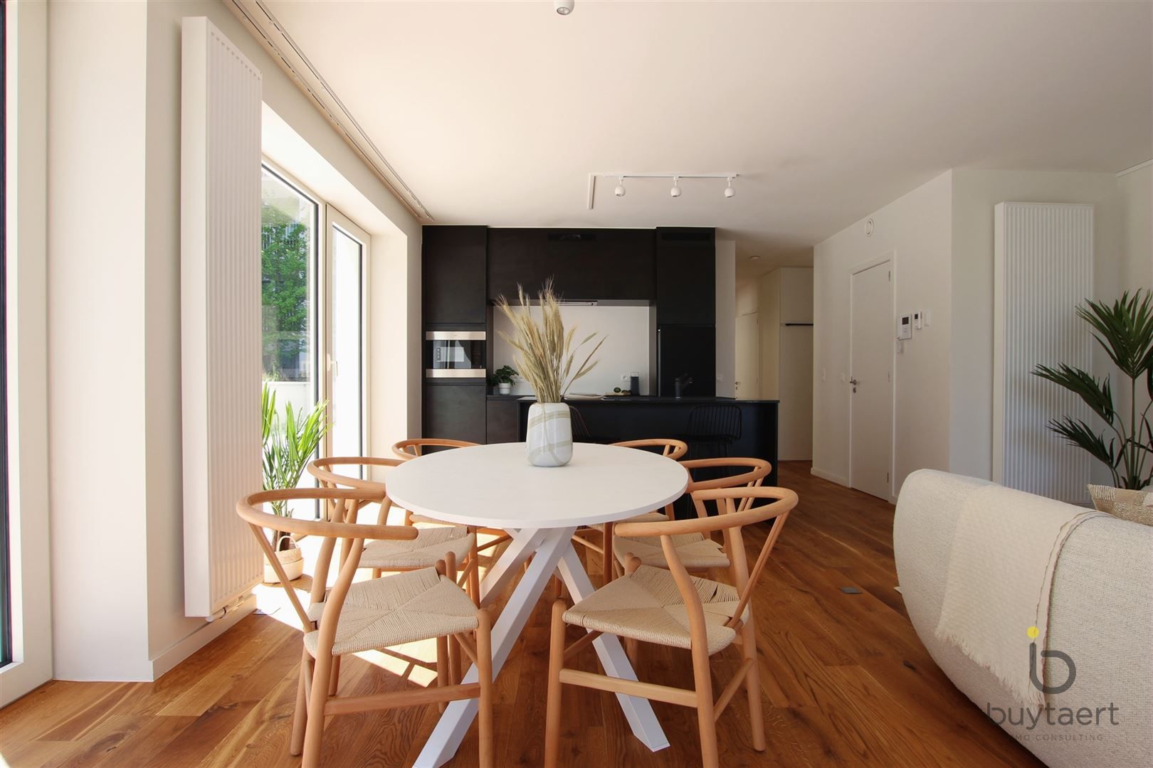 Luxe 3 slpk appartement met een gigantisch terras met zicht op het Kempisch dok. foto 11