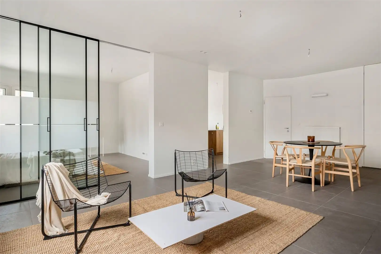 Gerenoveerd gelijkvloers appartement foto 10