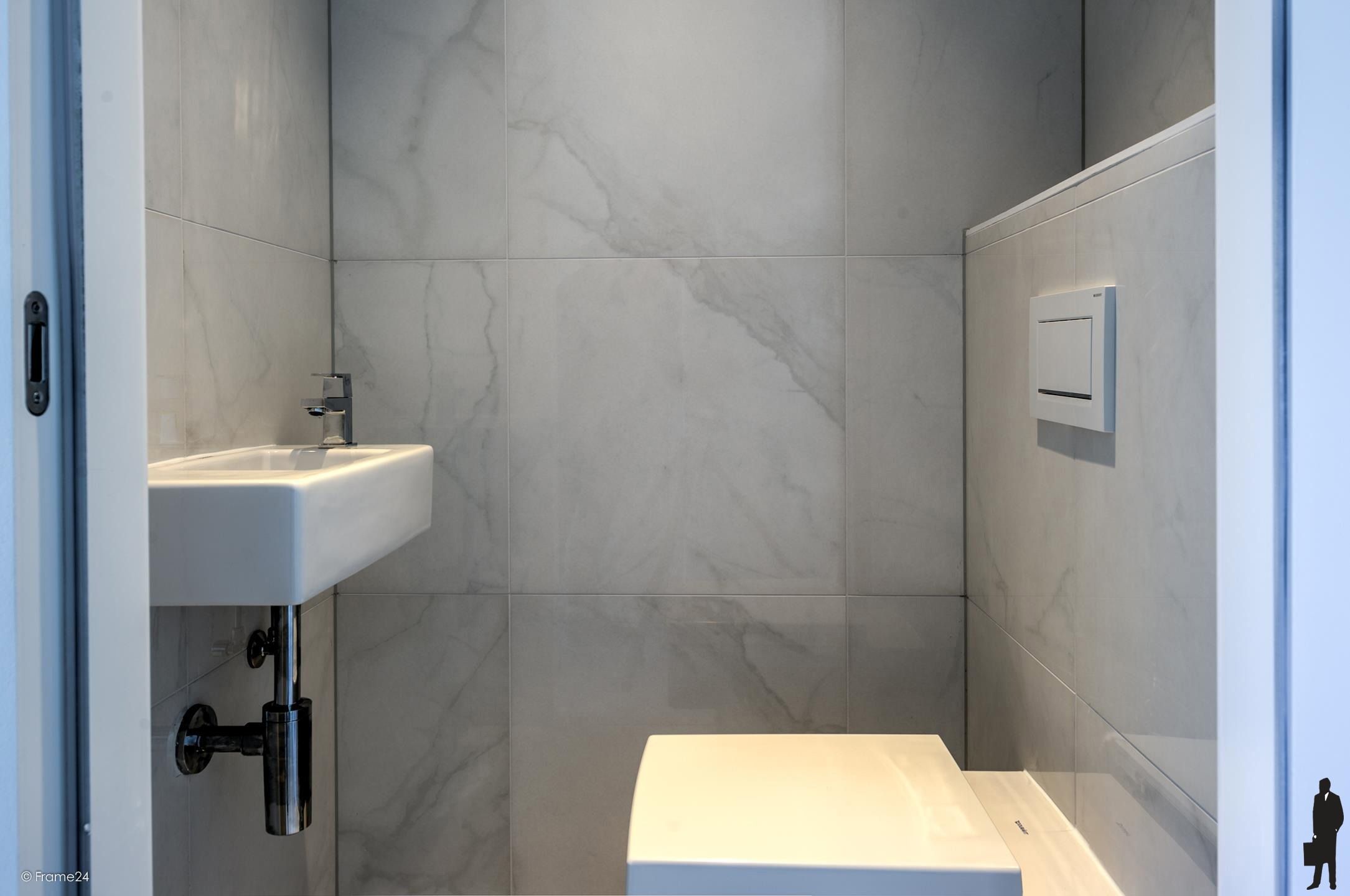 Luxueuze penthouse met terras in hartje Antwerpen. foto 22