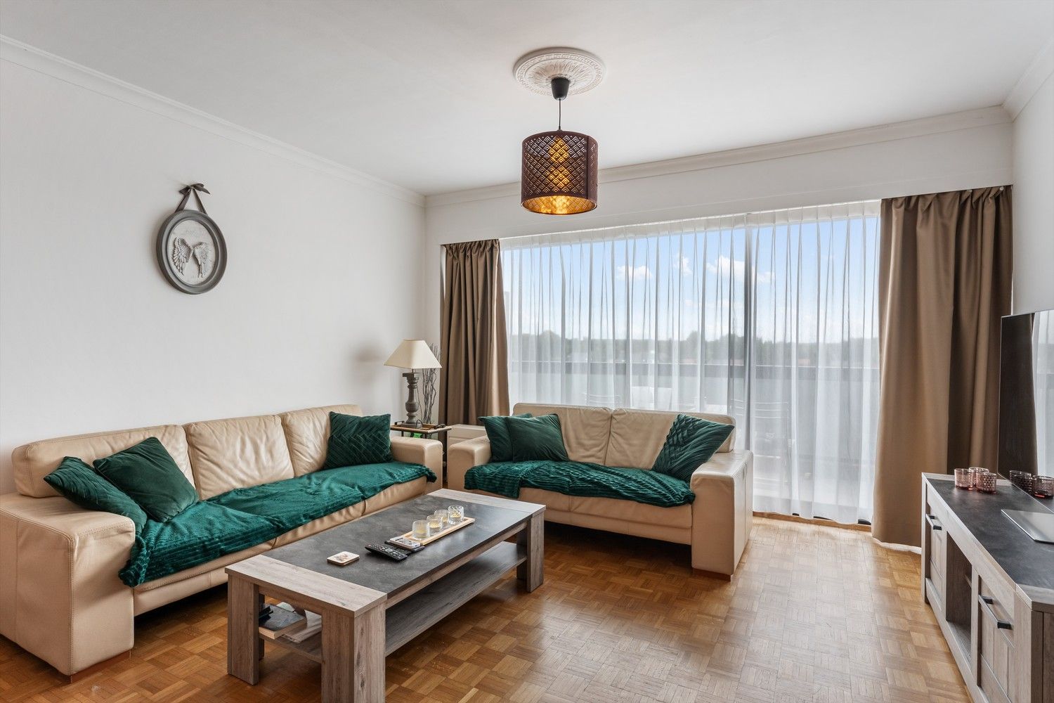 Centraal gelegen appartement met 2 slaapkamers, kelder en een autostaanplaats foto 4