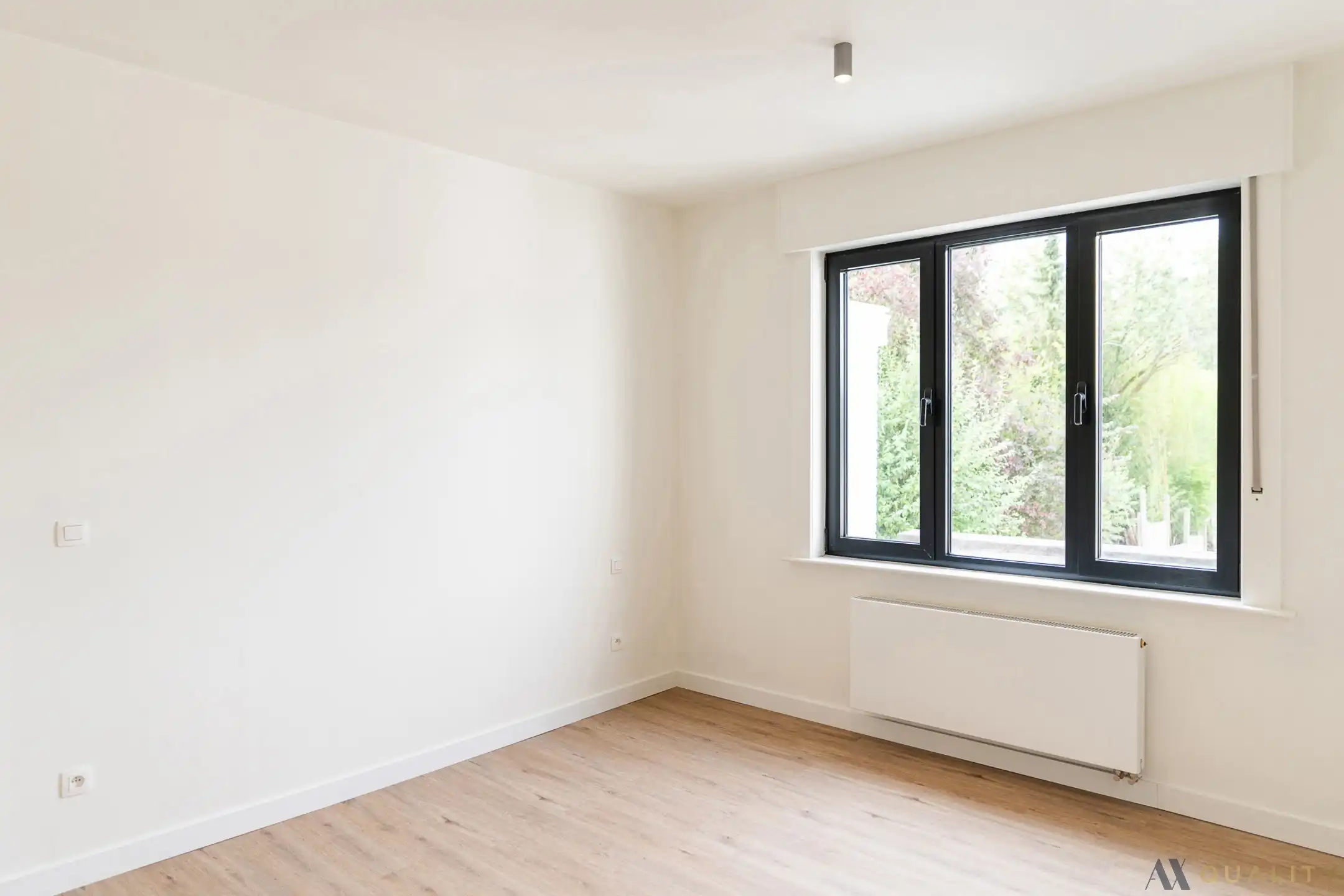 Totaal gerenoveerde burgerwoning met garage, 4 slaapkamers en zonnige Zuidwest-tuin in Peizegem (Merchtem) foto 20