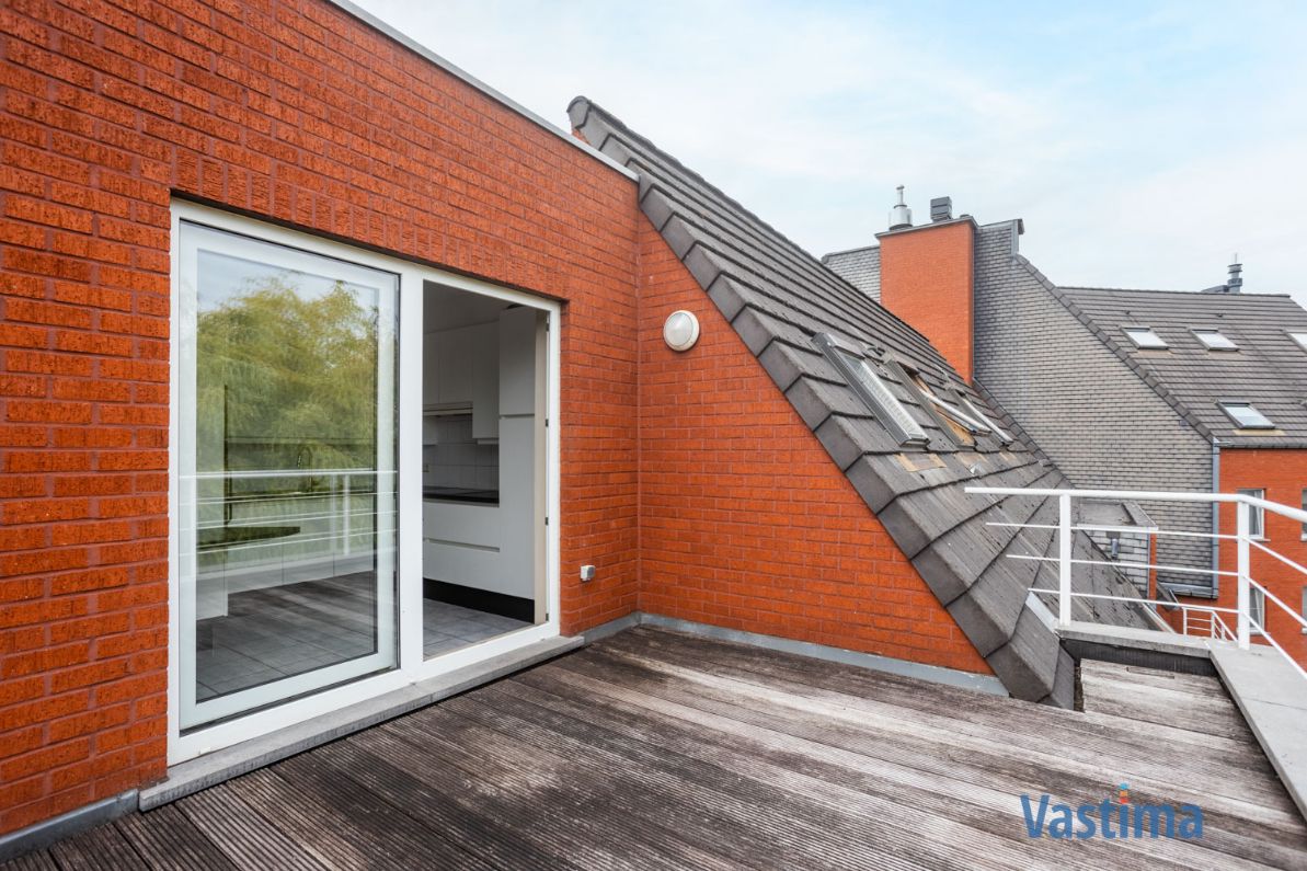 Licht, ruimte en locatie – appartement met 2 slaapkamers, groot terras en garage foto 9