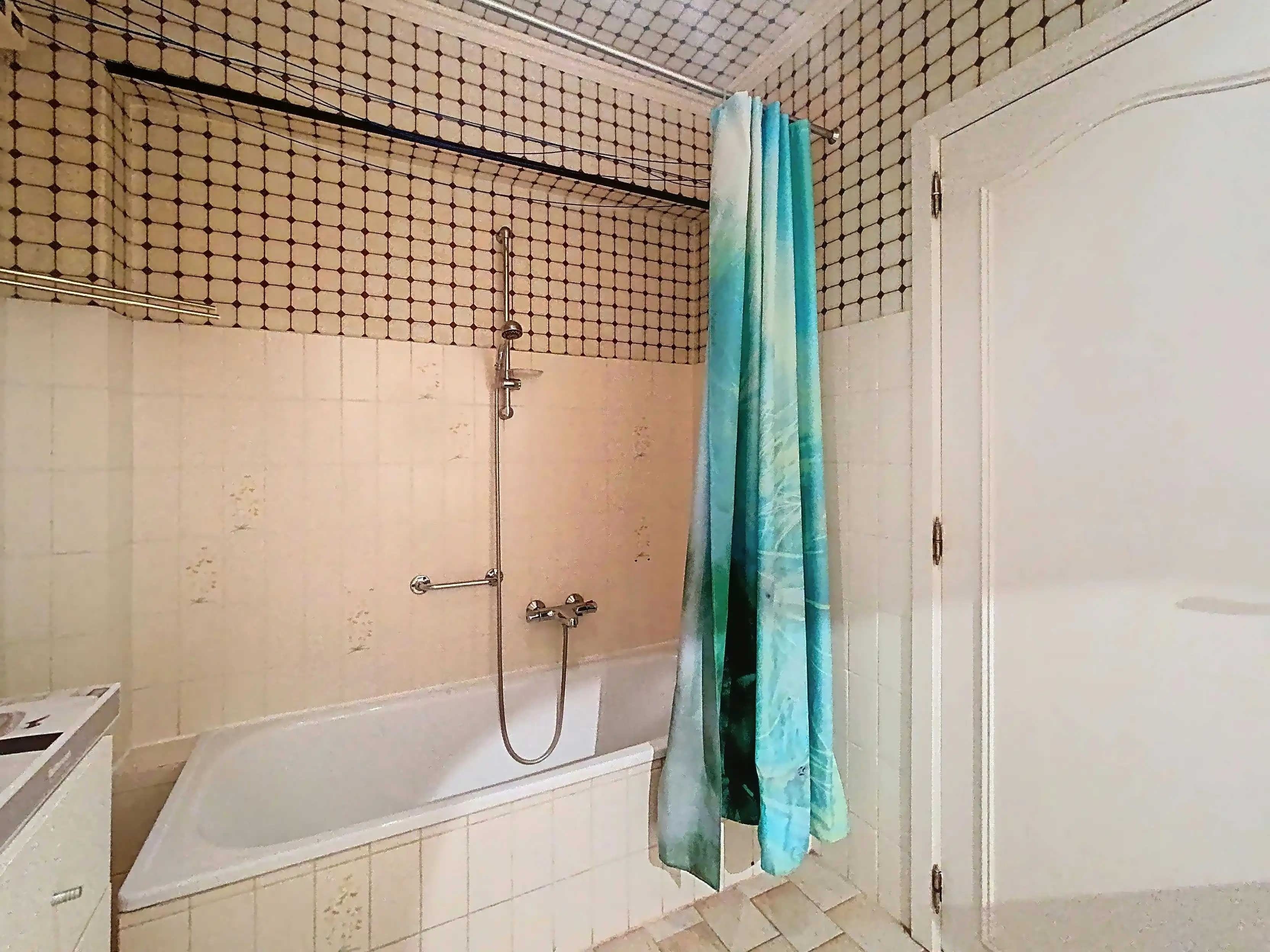 Appartement met 3 slaapkamers en garage te koop in Eeklo foto 12