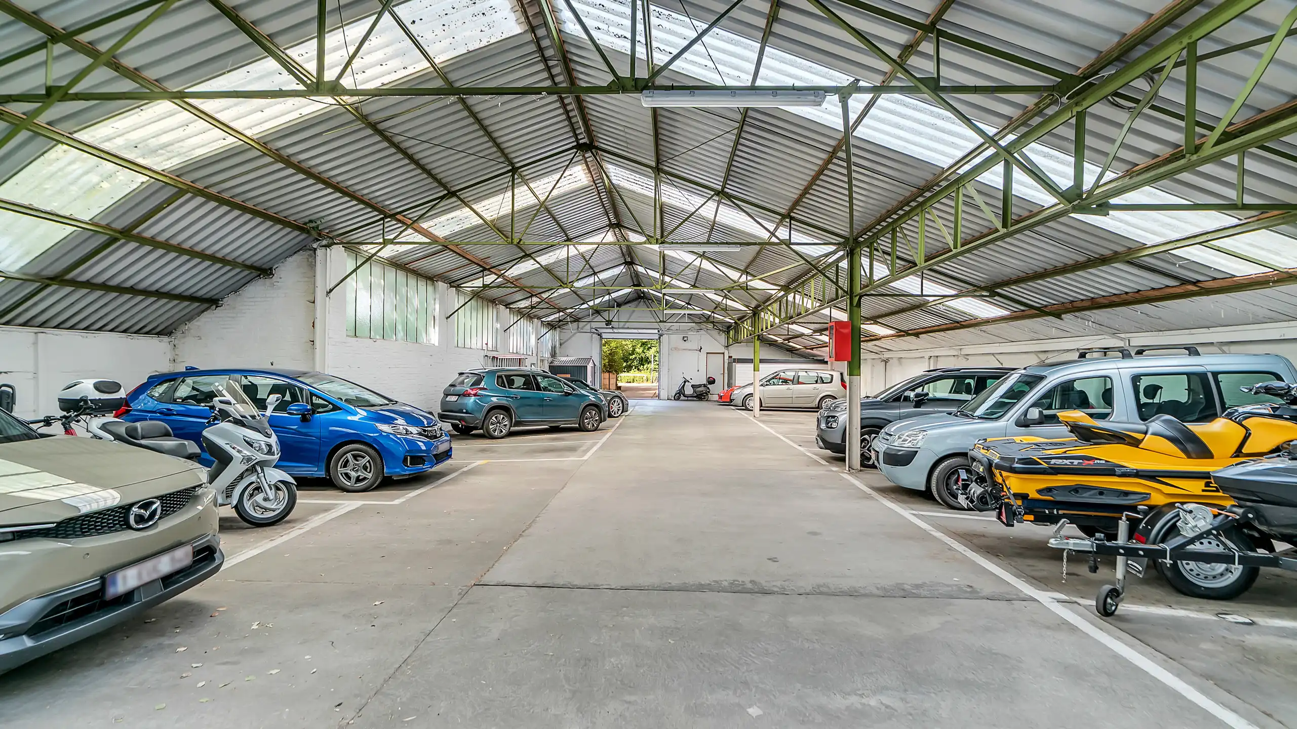 Unieke combinatie van wonen, ondernemen en investeren. foto 4