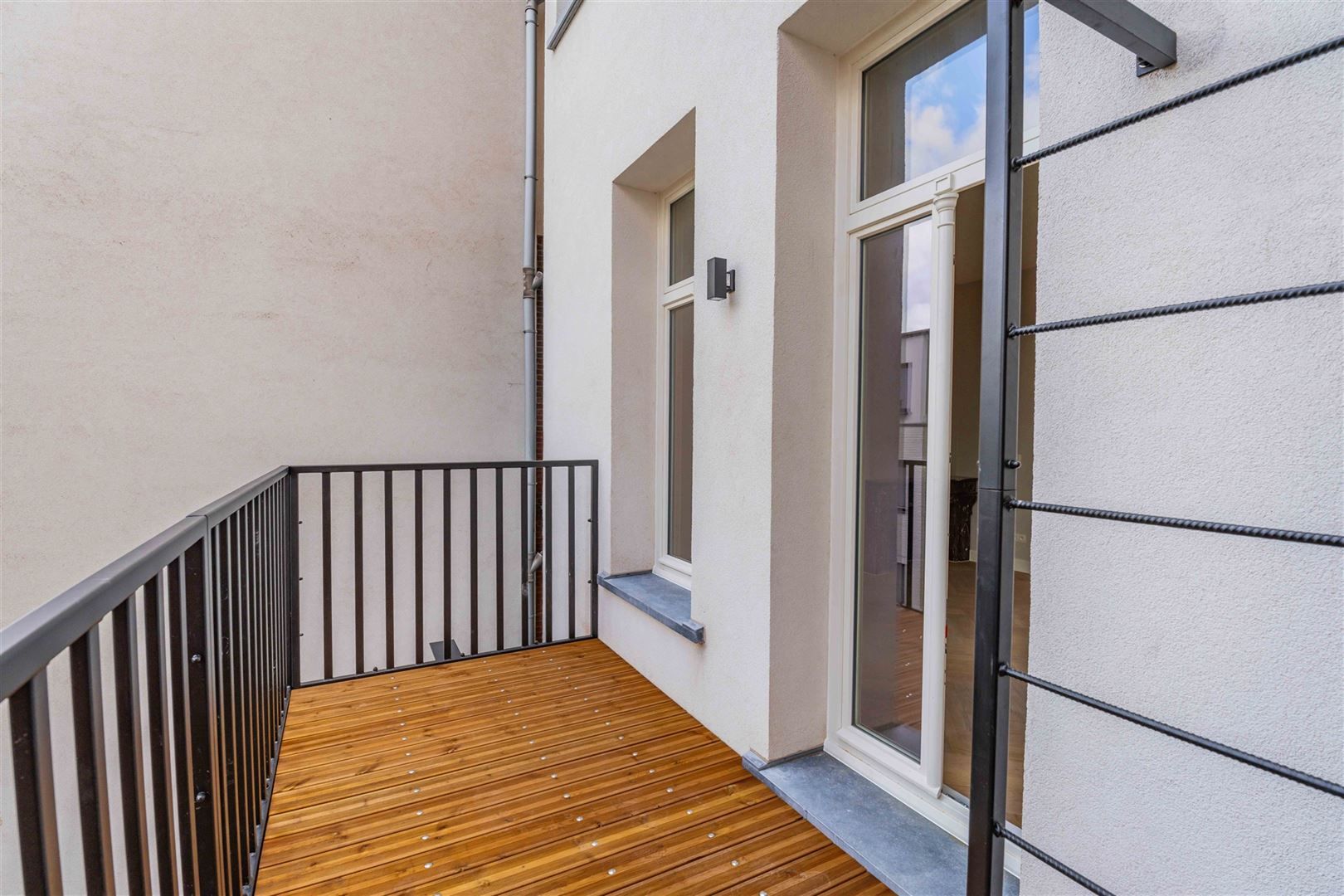 Grandeur in topnotch renovatieproject foto 13