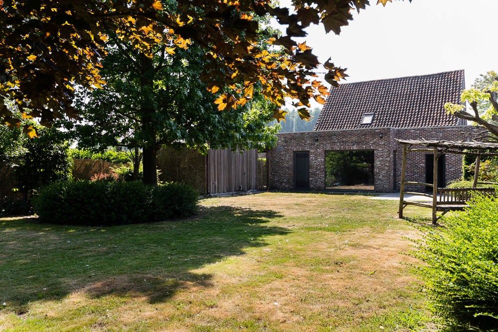 Instapklare villa op 817 m² met ruime tuin in Zeveneken (Lochristi) foto 14