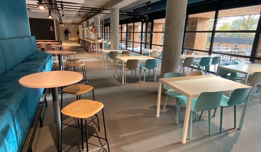 Vernieuwde kantoren te huur op toplocatie in Zwijnaarde foto 15