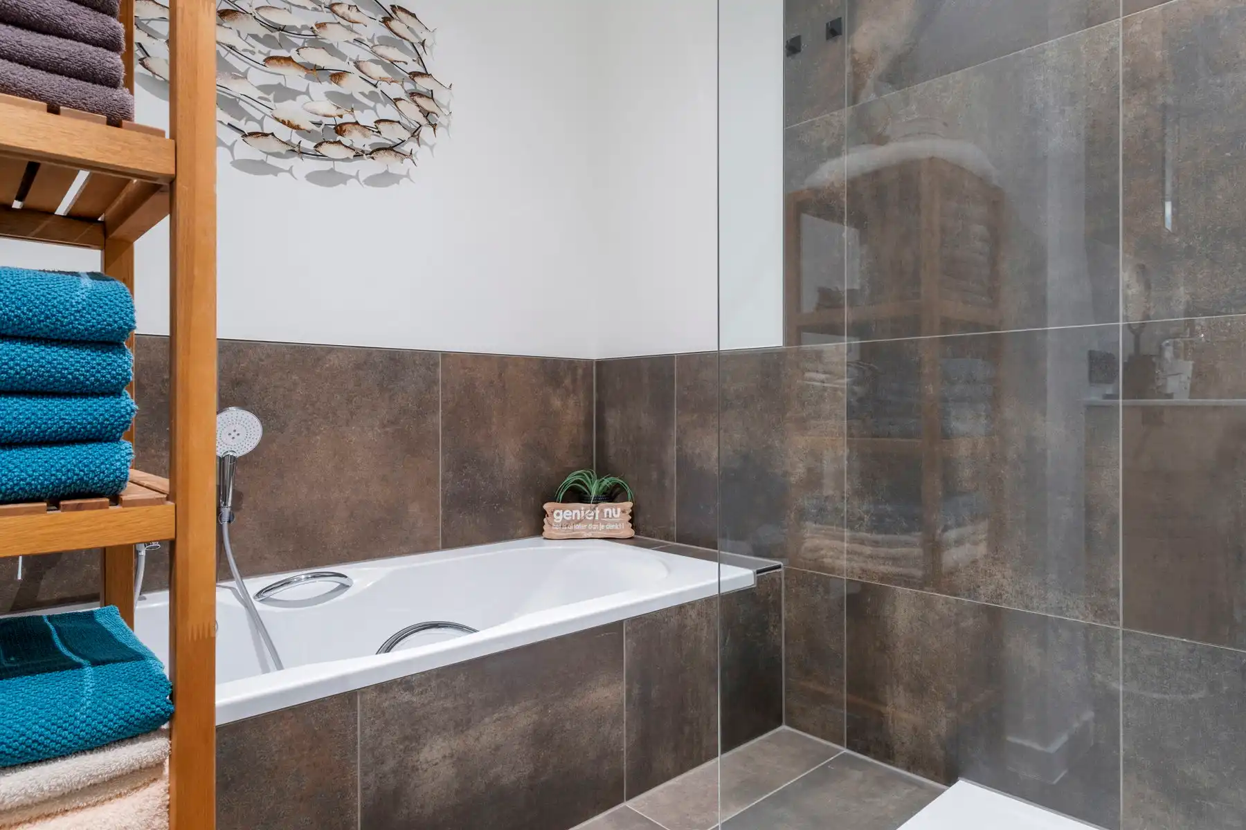 Hoogwaardig afgewerkt appartement te Zedelgem foto 14