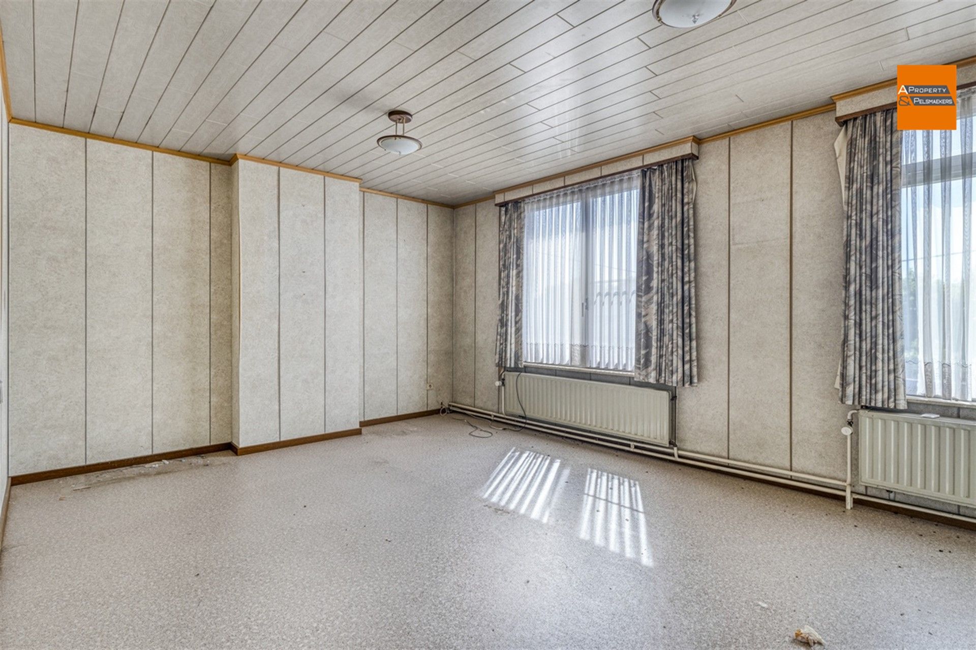 Ruime woning met potentieel in een rustige en groene omgeving foto 21