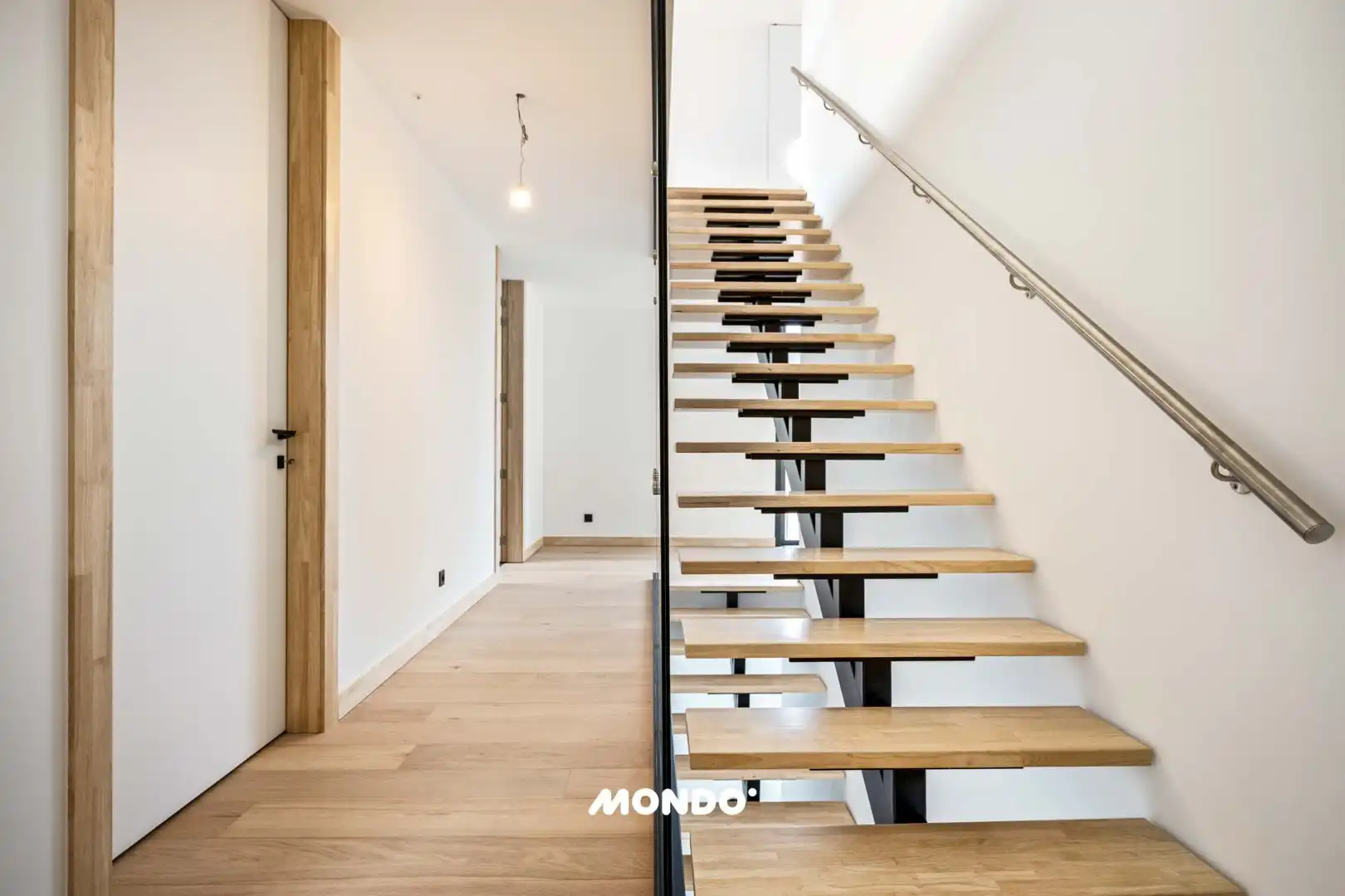 Exclusieve hoogtechnologische villa foto 15