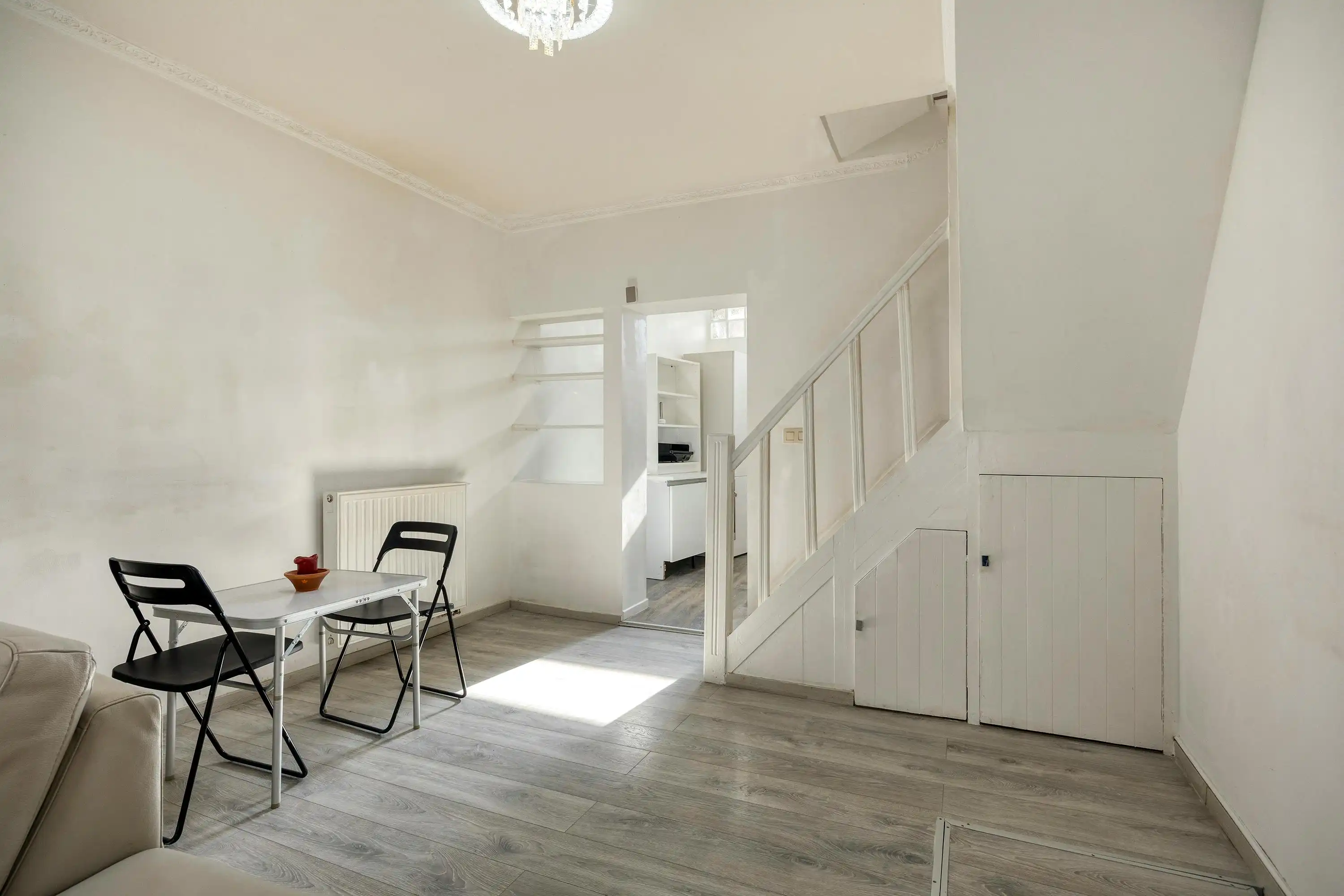 Charmante tweegevelwoning te koop in hartje Strombeek-Bever foto 3