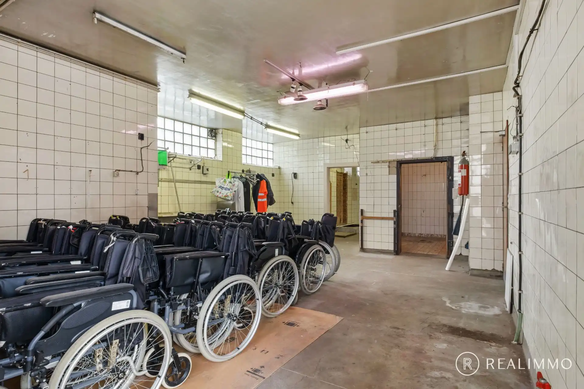 Eigendom voor gemengd gebruik in centrum Kuurne foto 13