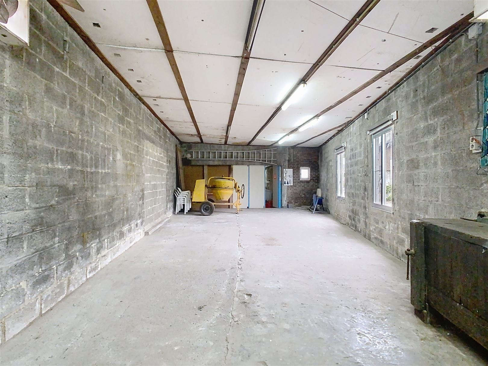 Ruime woning, 3 slpks, bijgebouwen, garage, tuin, 6a 81ca foto 52