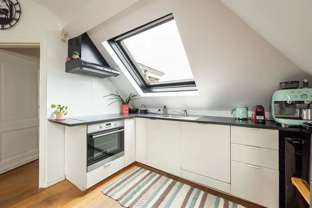 Licht hoekappartement in hartje Zurenborg foto 4