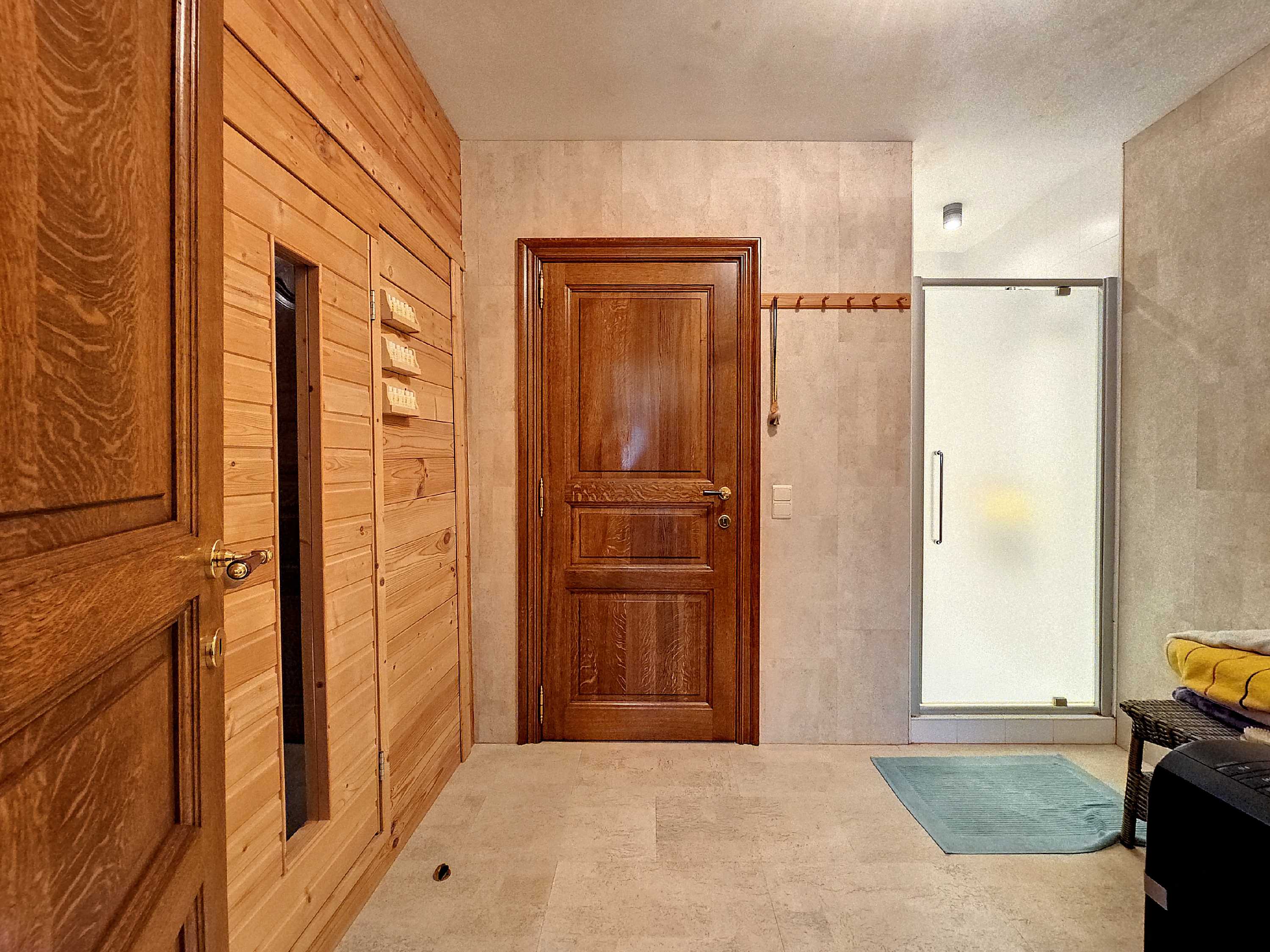 Uitzonderlijke villa nabij de Oude Veurnevaart foto 15