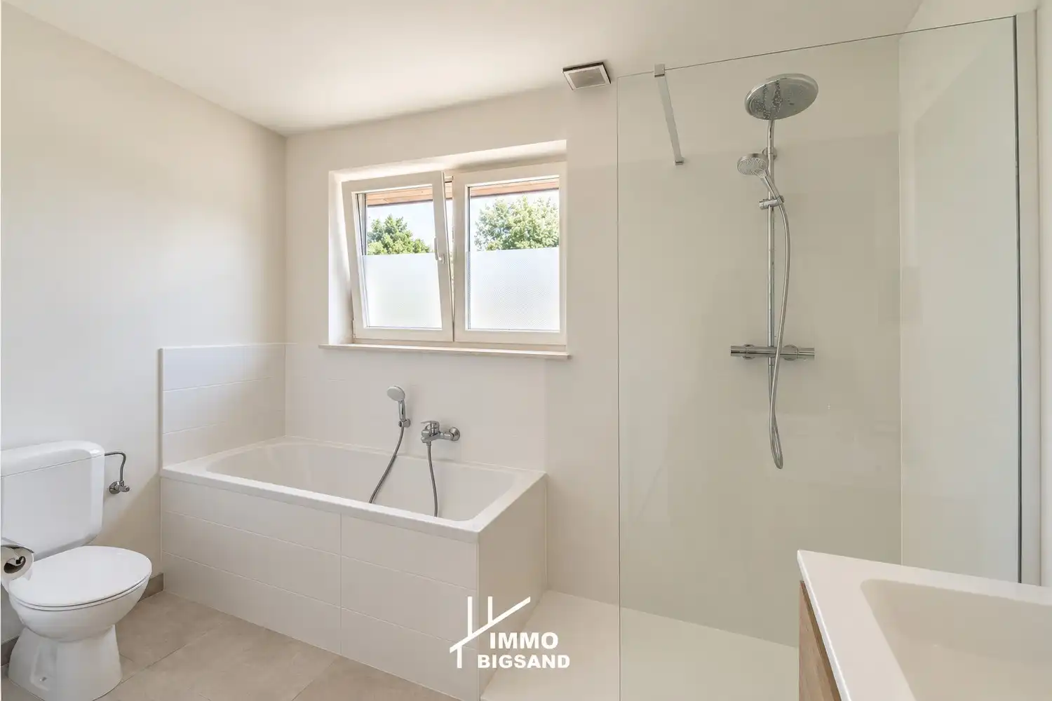 Halfopen nieuwbouwwoning te koop in rustige woonwijk met 4 slaapkamers (mogelijkheid 5 slaapkamers) foto 16