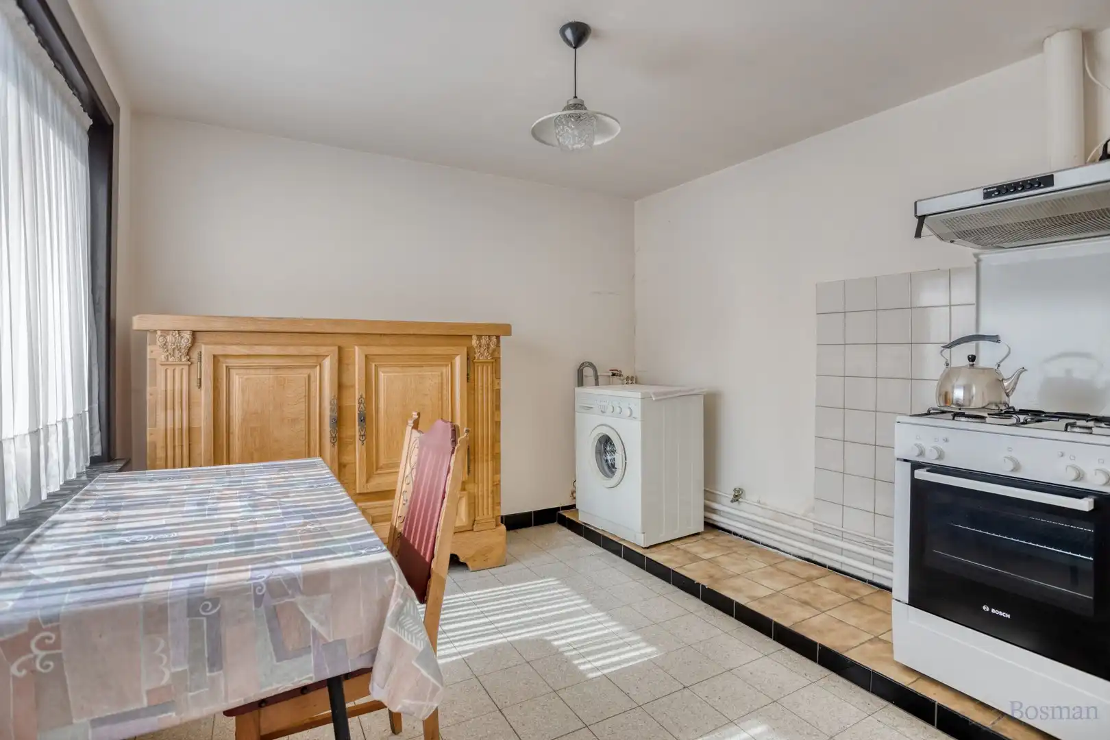 Halfopen woning te koop in centrum Averbode foto 8