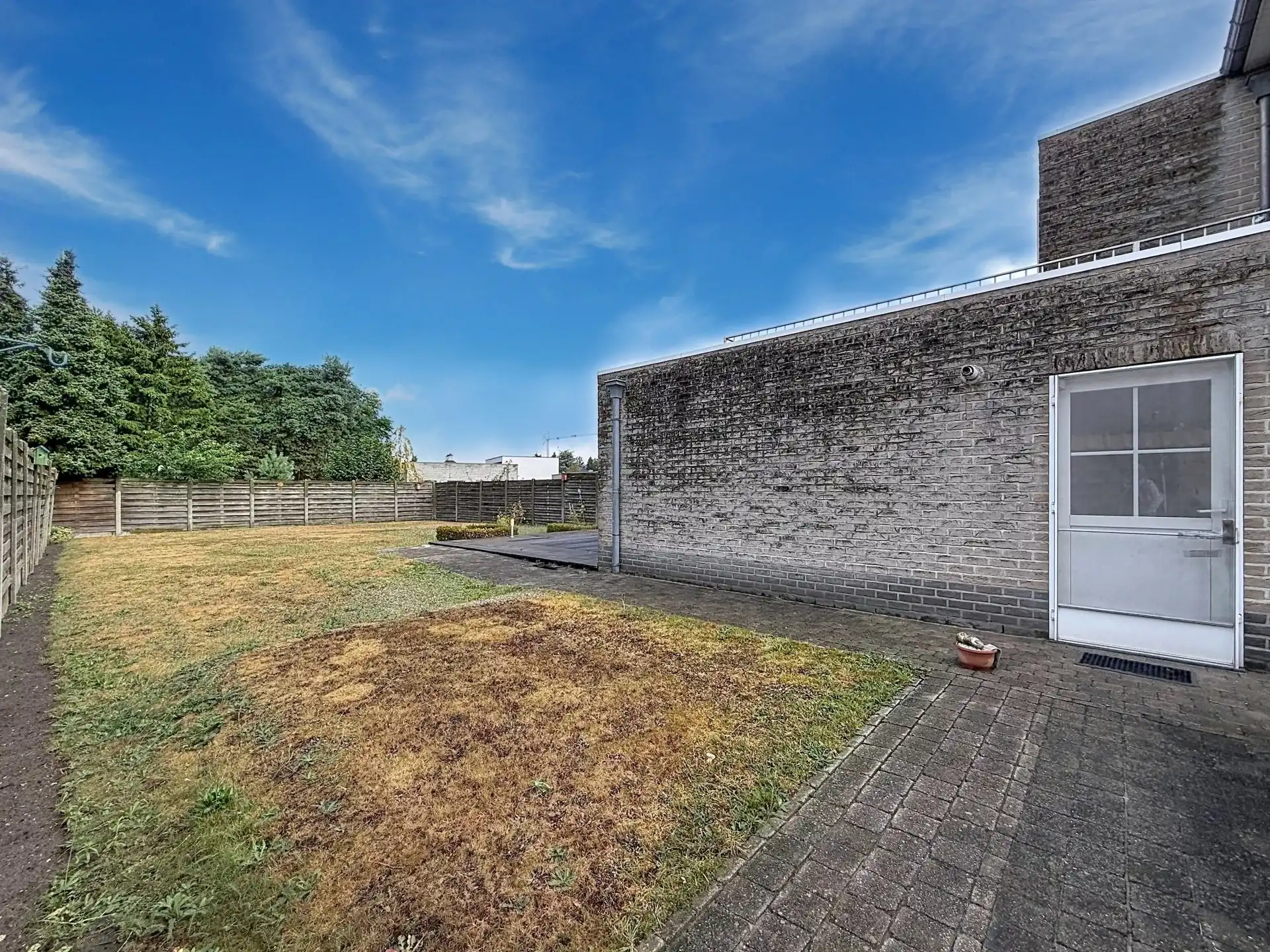 TE HUUR | Ruim gelijkvloers appartement met tuin foto 20