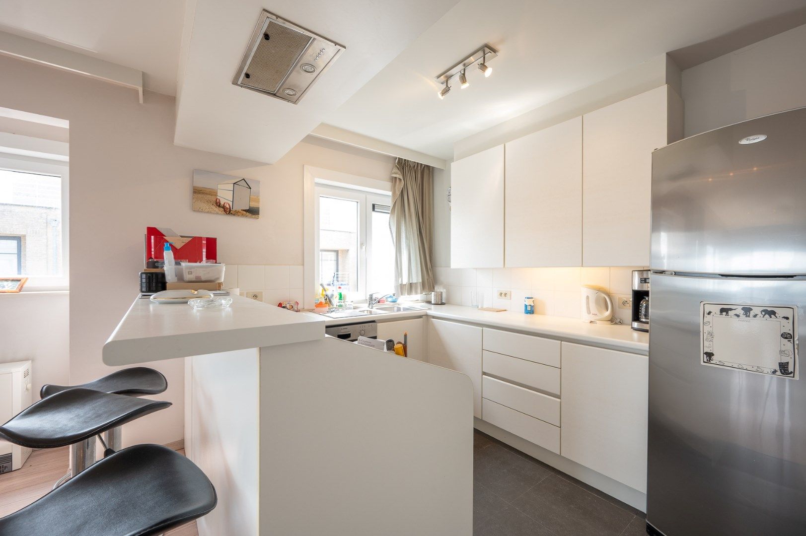 gemeubeld hoekappartement met 2 slaapkamers foto 3