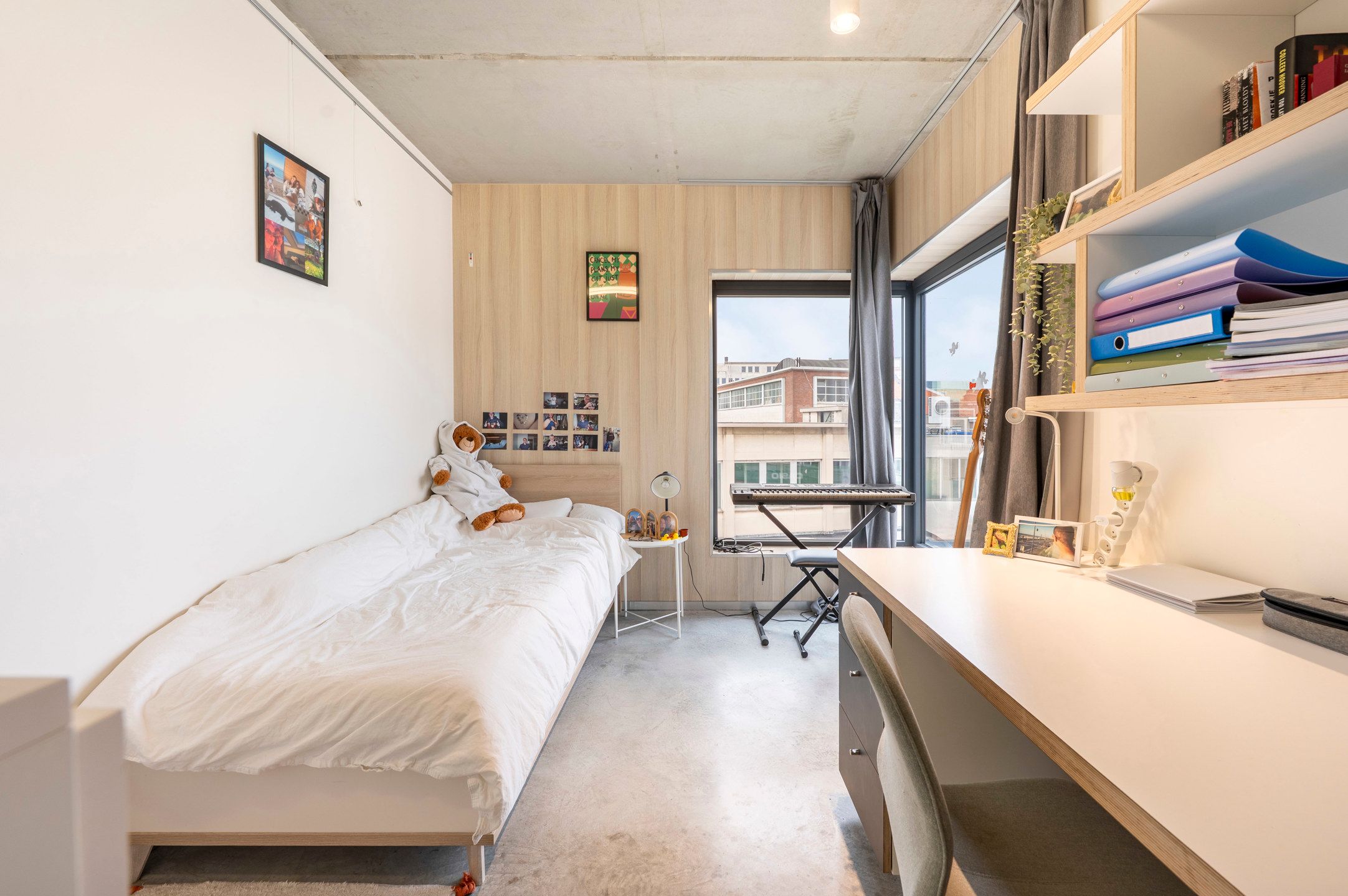 Moderne, lichtrijke studentenkamer op toplocatie foto 3