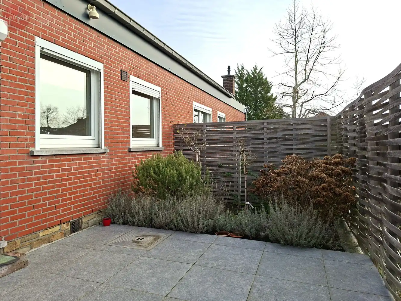 Instapklare gelijkvloerse woning / 3 slpkms / garage / tuin / stadsrand foto 15