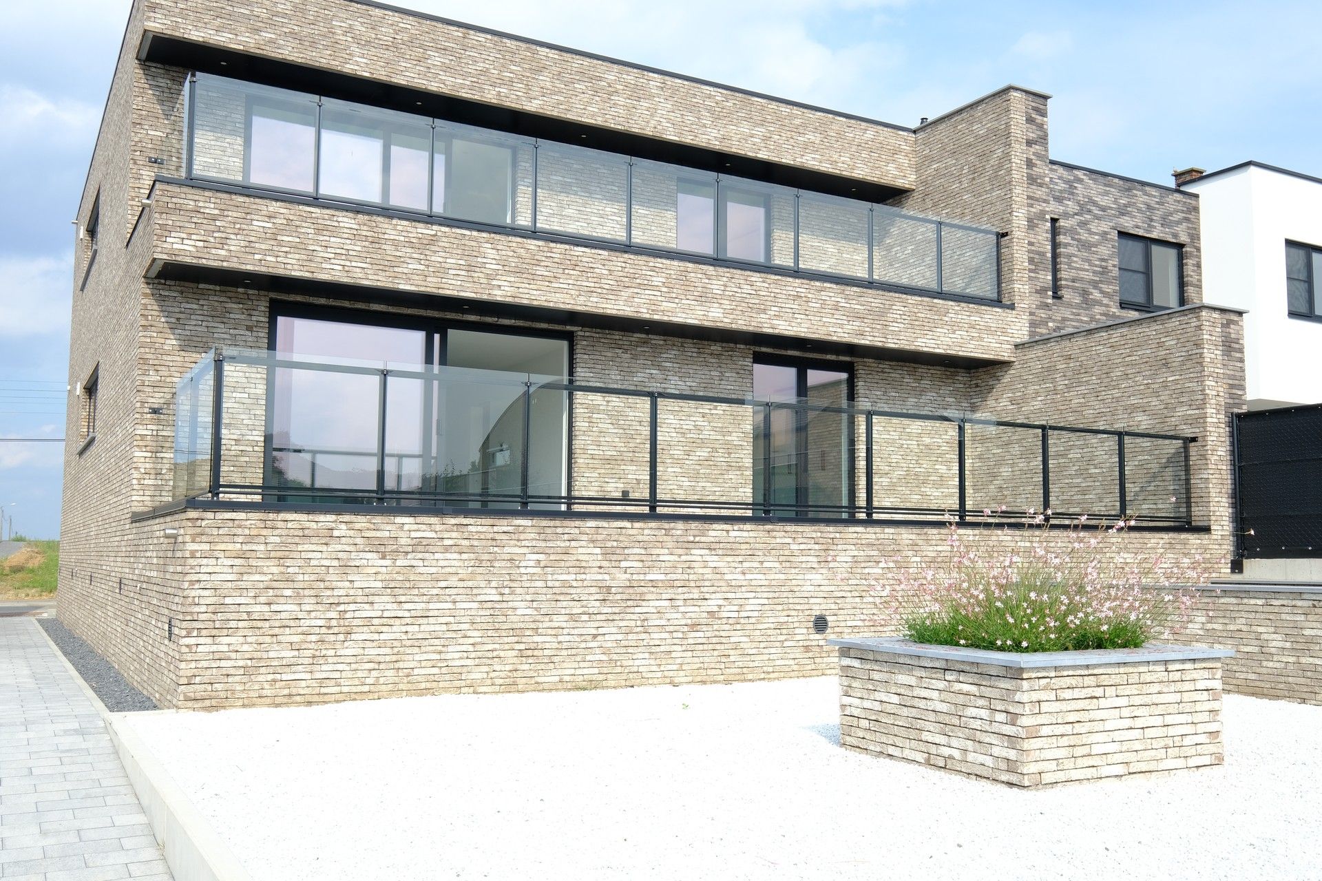 Nieuwbouw appartement op de eerste verdieping met luxueuze afwerking in Riemst. foto 32