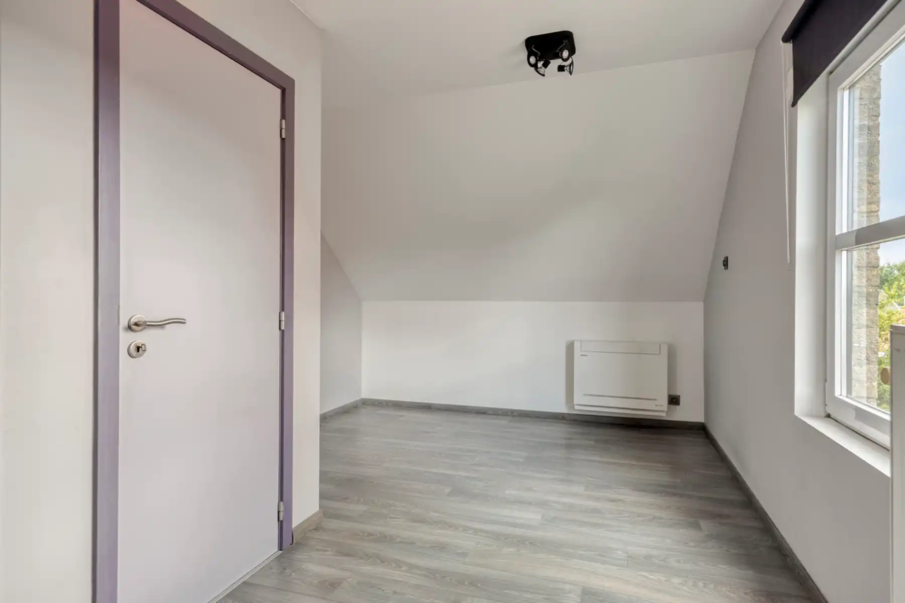 Energiezuinige woning met 4 slaapk. in doodlopende straat foto 23