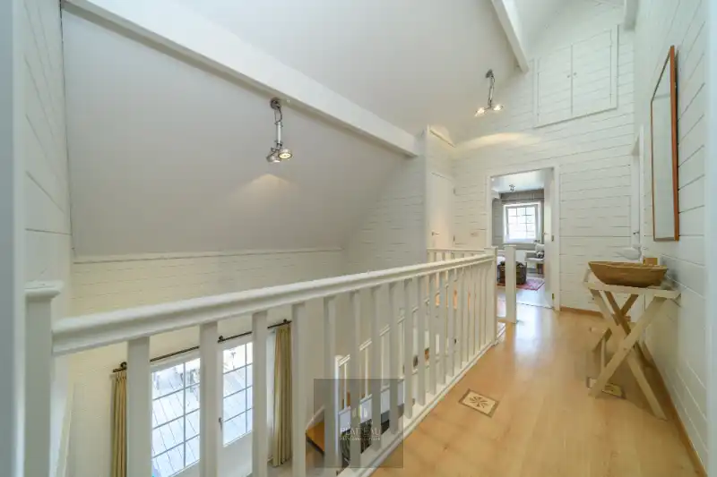 Charmante Mi Casa-villa op 1271m² op slechts 400 meter van zee. foto 19