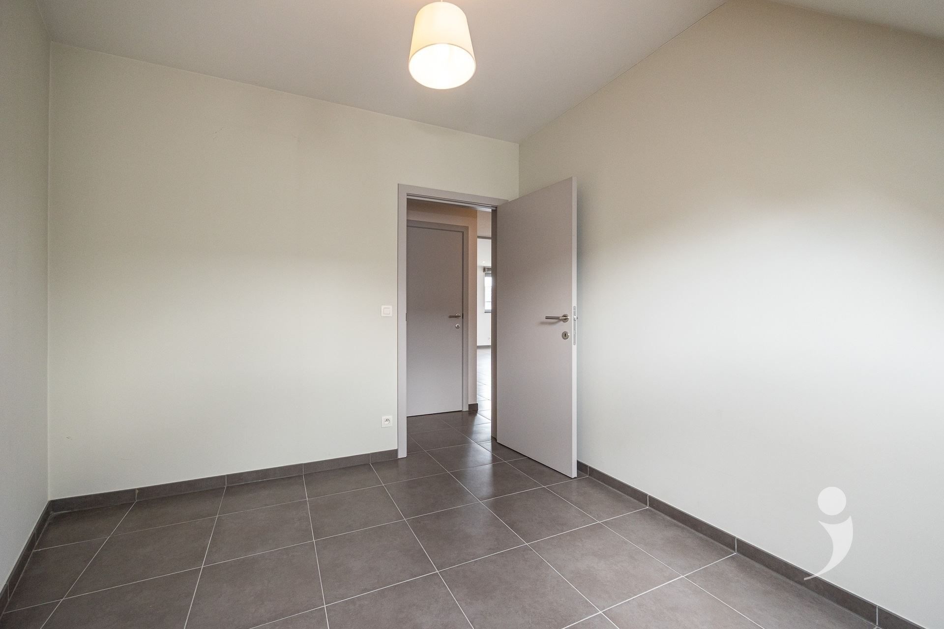 Zeer ruim duplexappartement in hartje Herent! foto 11