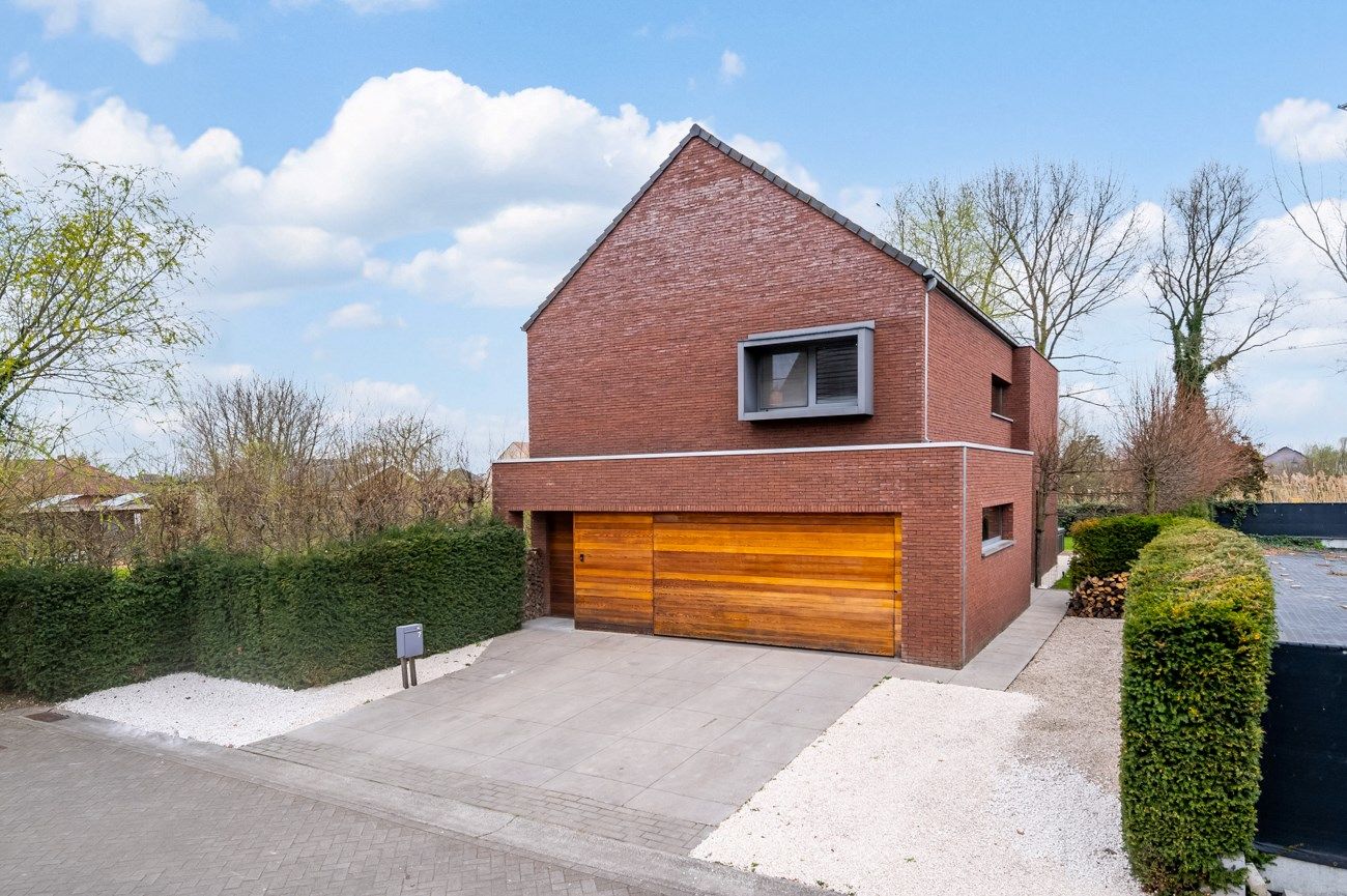 Exclusieve, ruime, instapklare villa in een doodlopende straat foto 2