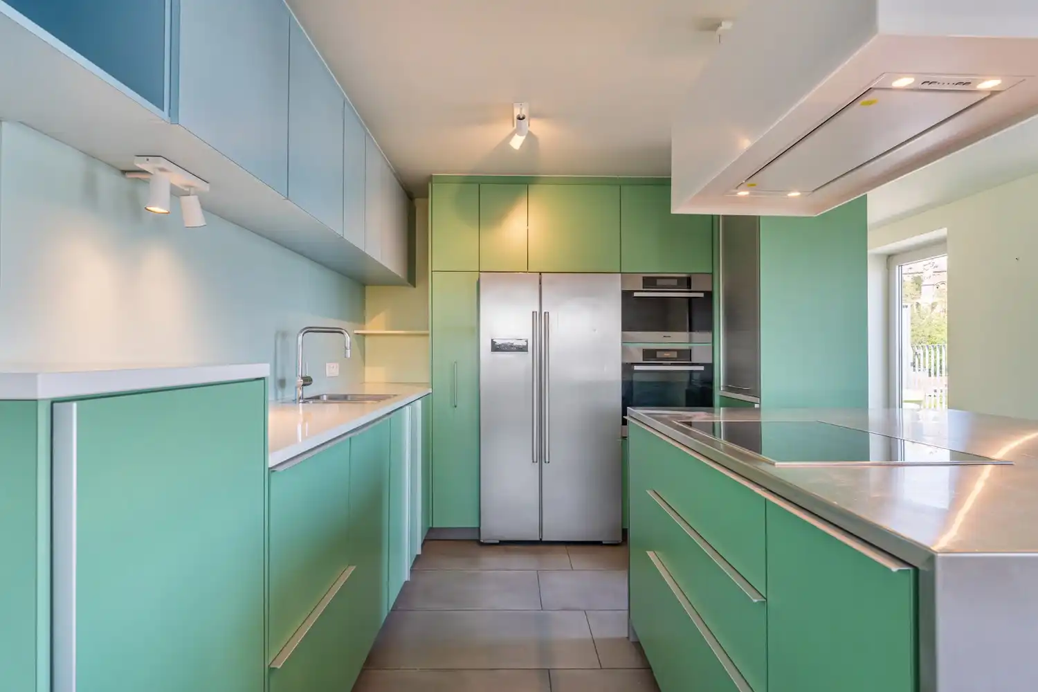 Modern, rustig gelegen en bijzonder ruim appartement met 4 slaapkamers, 2 badkamers en 2 terrassen te centrum Leuven! foto 7