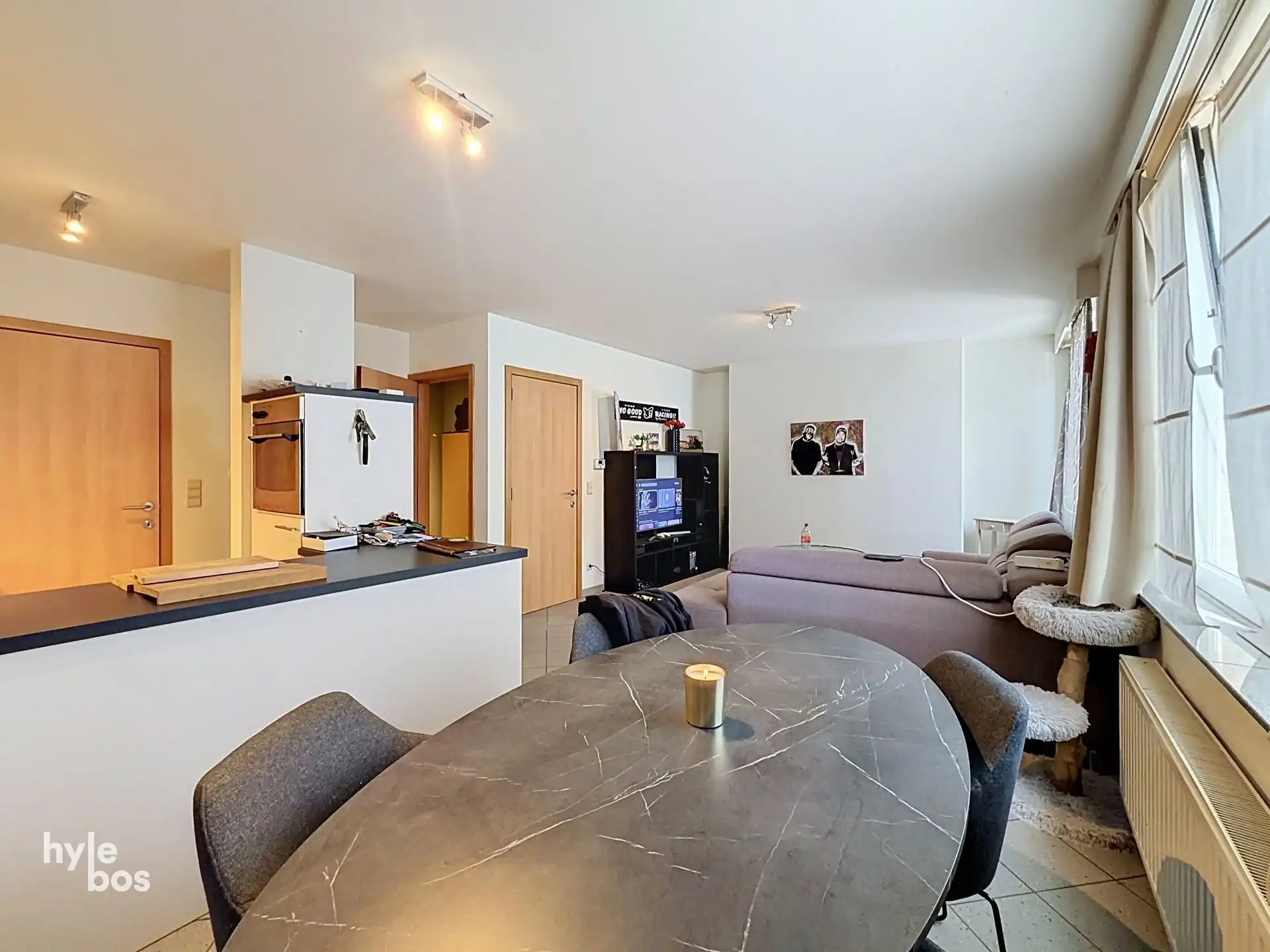 Gelijkvloers appartement met één slaapkamer en garage foto 5