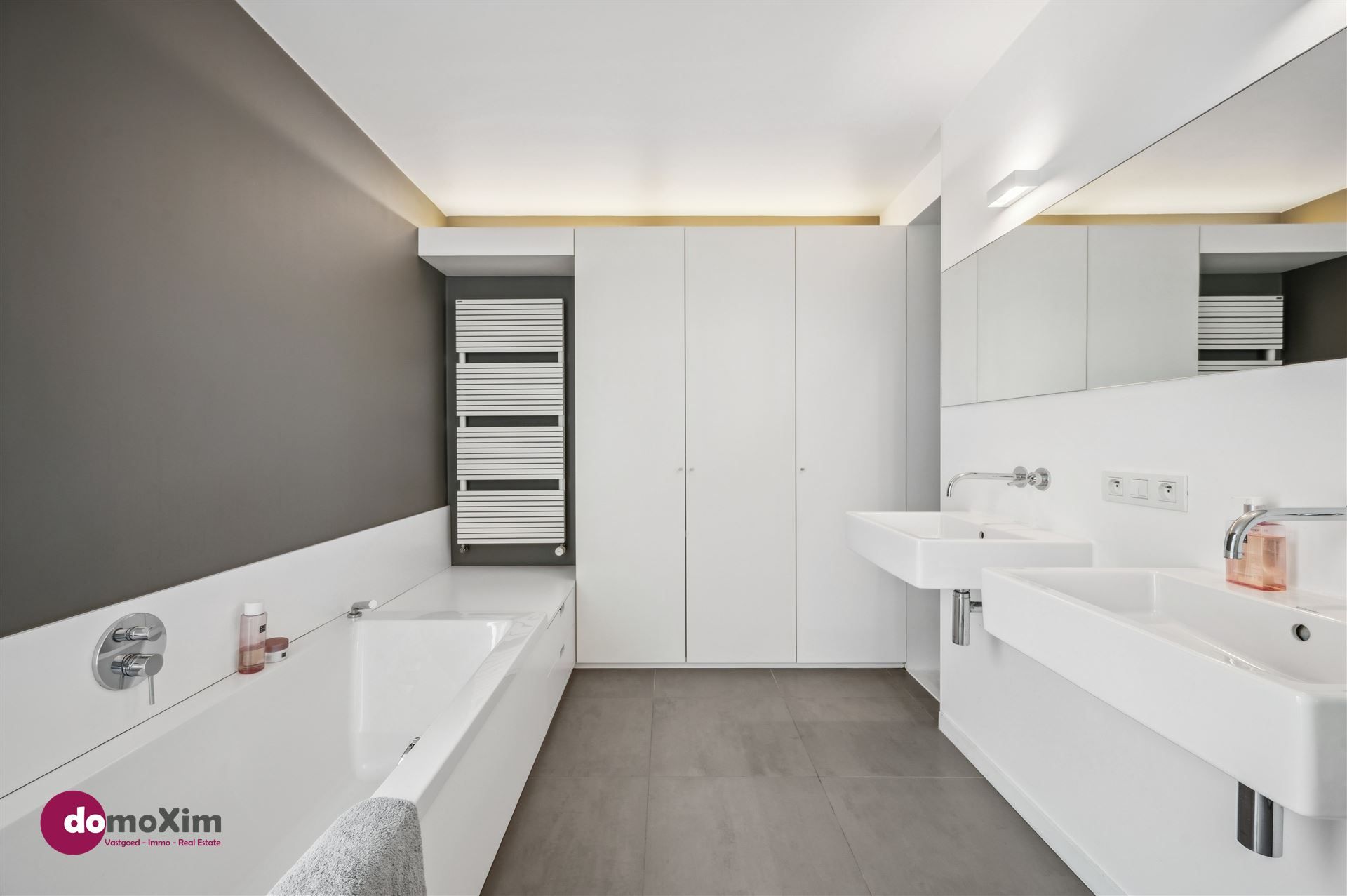 Instapklare, energiezuinige woning met home-office en prachtige tuin in rustige residentiële buurt te Putte foto 17