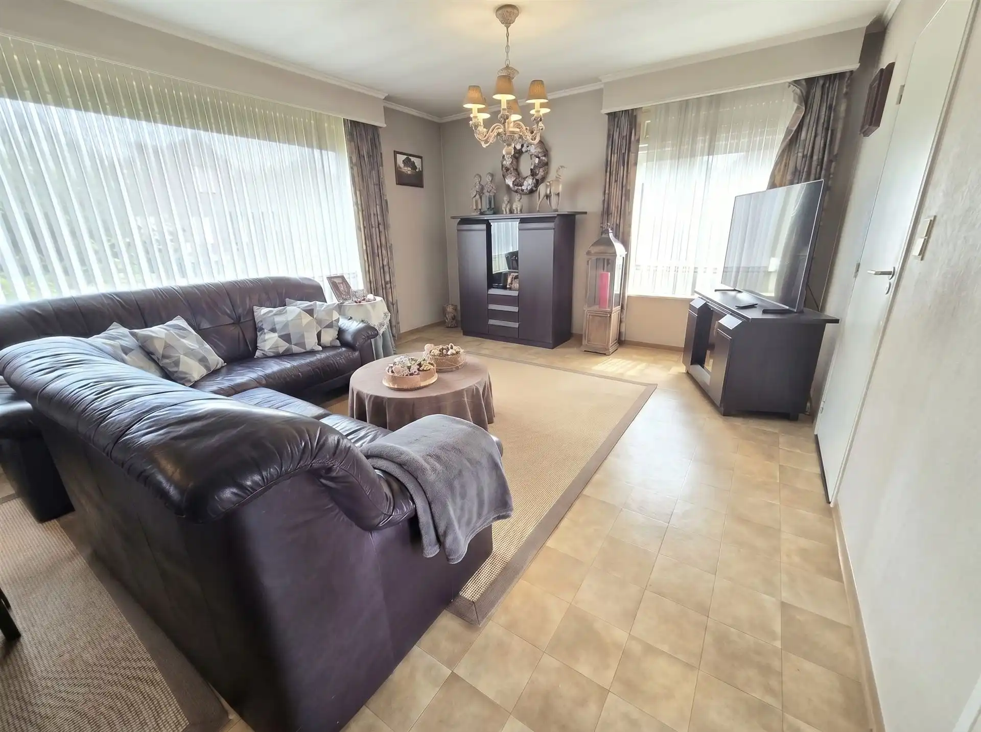 Zeer rustig gelegen woning met 3 slpk op een mooi perceel nabij de dorpskern van Hulshout foto 4