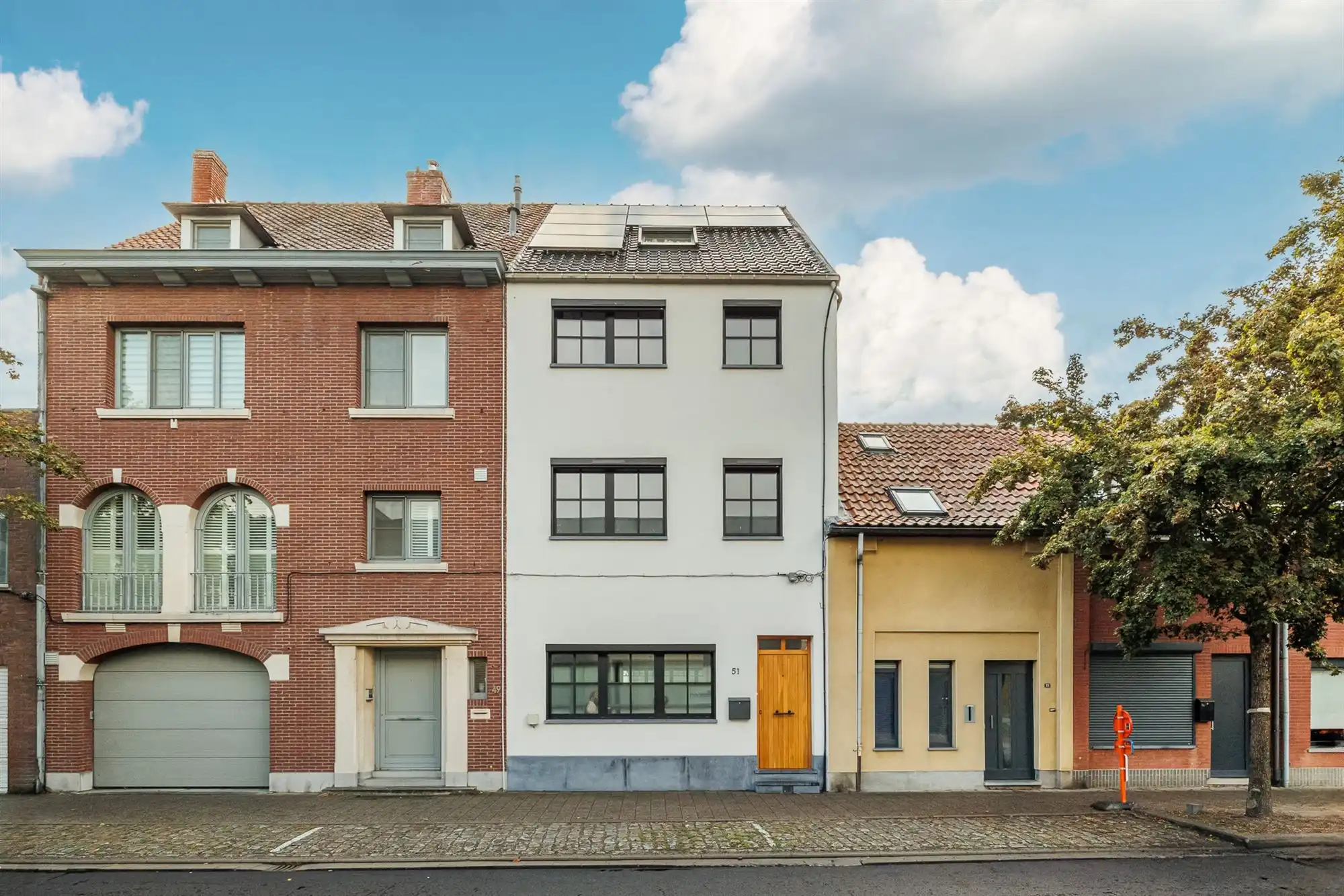 Ruime, instapklare woning met 5 slaapkamers en 2 badkamers  foto {{pictureIndex}}