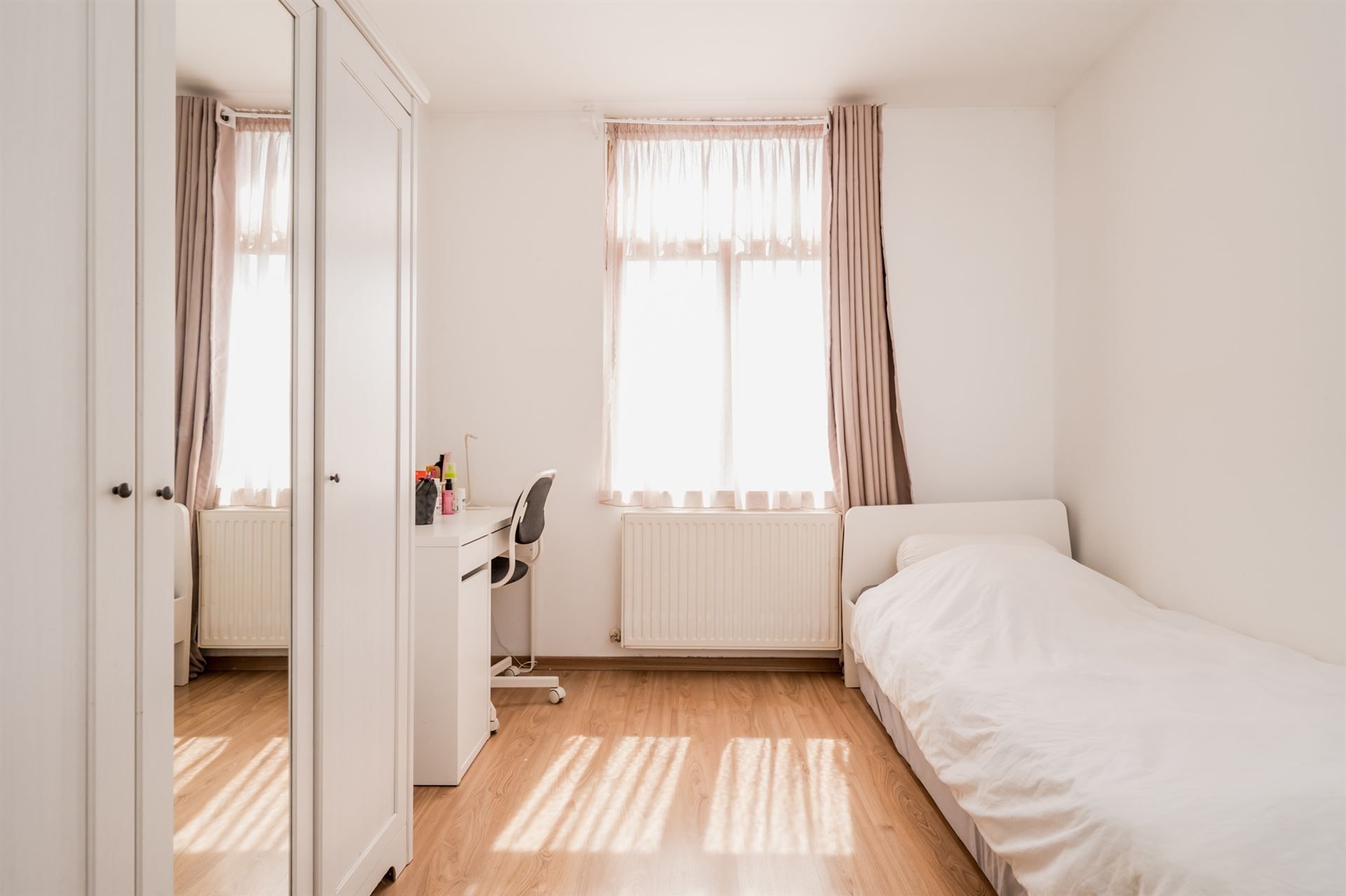 Instapklare woning met 3 slpks nabij station. foto 19